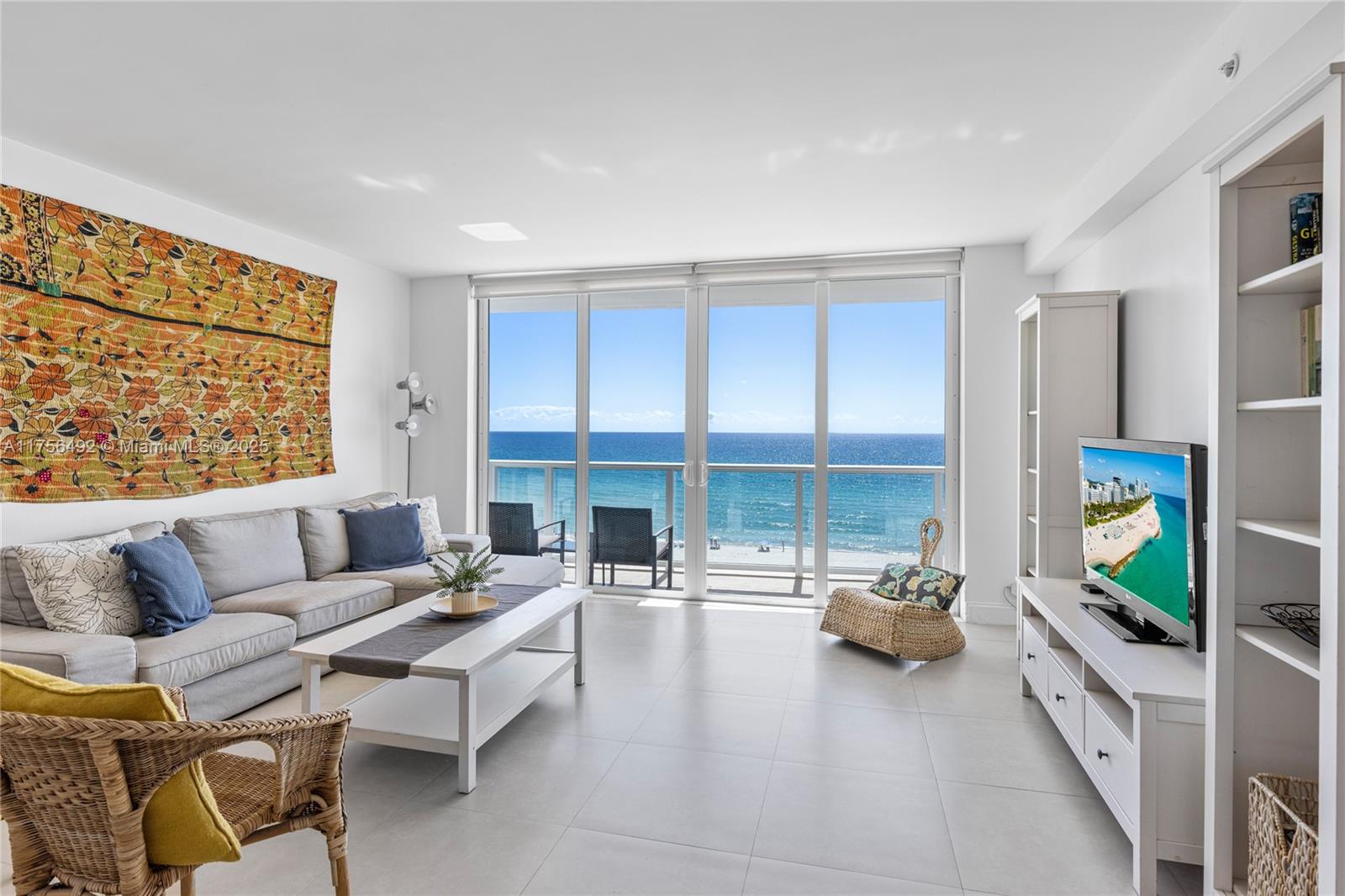 5601 Collins Ave # 812
