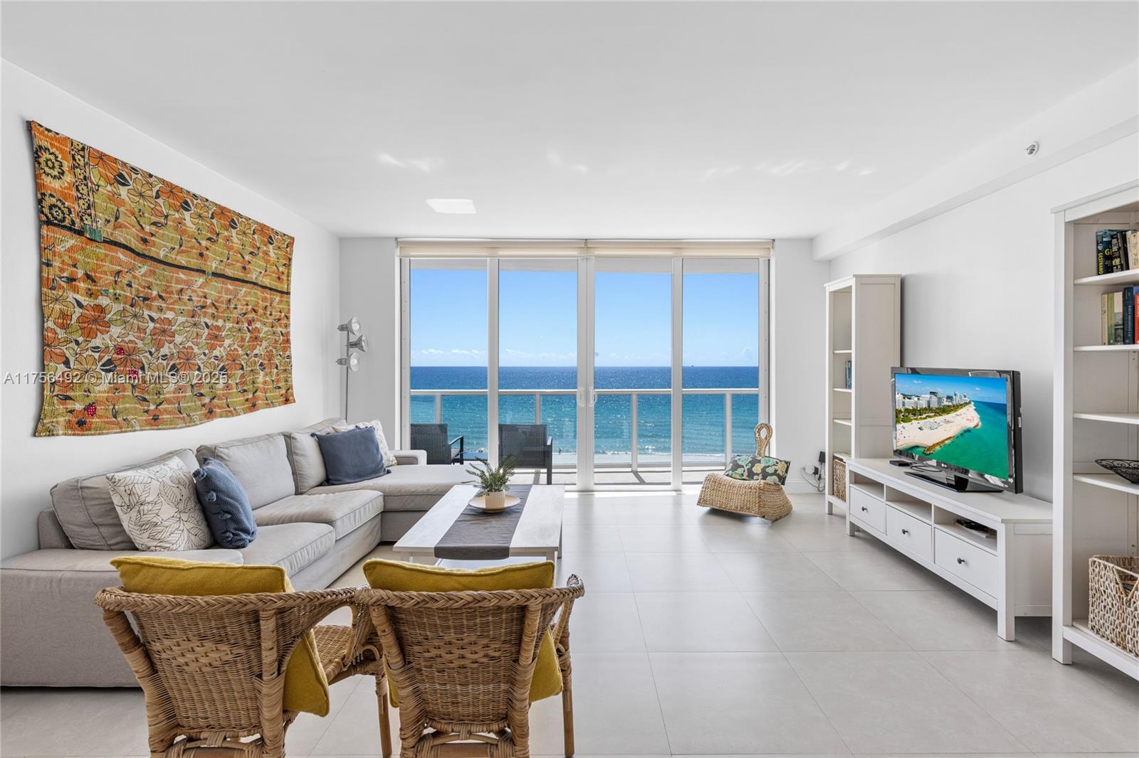 5601 Collins Ave # 812