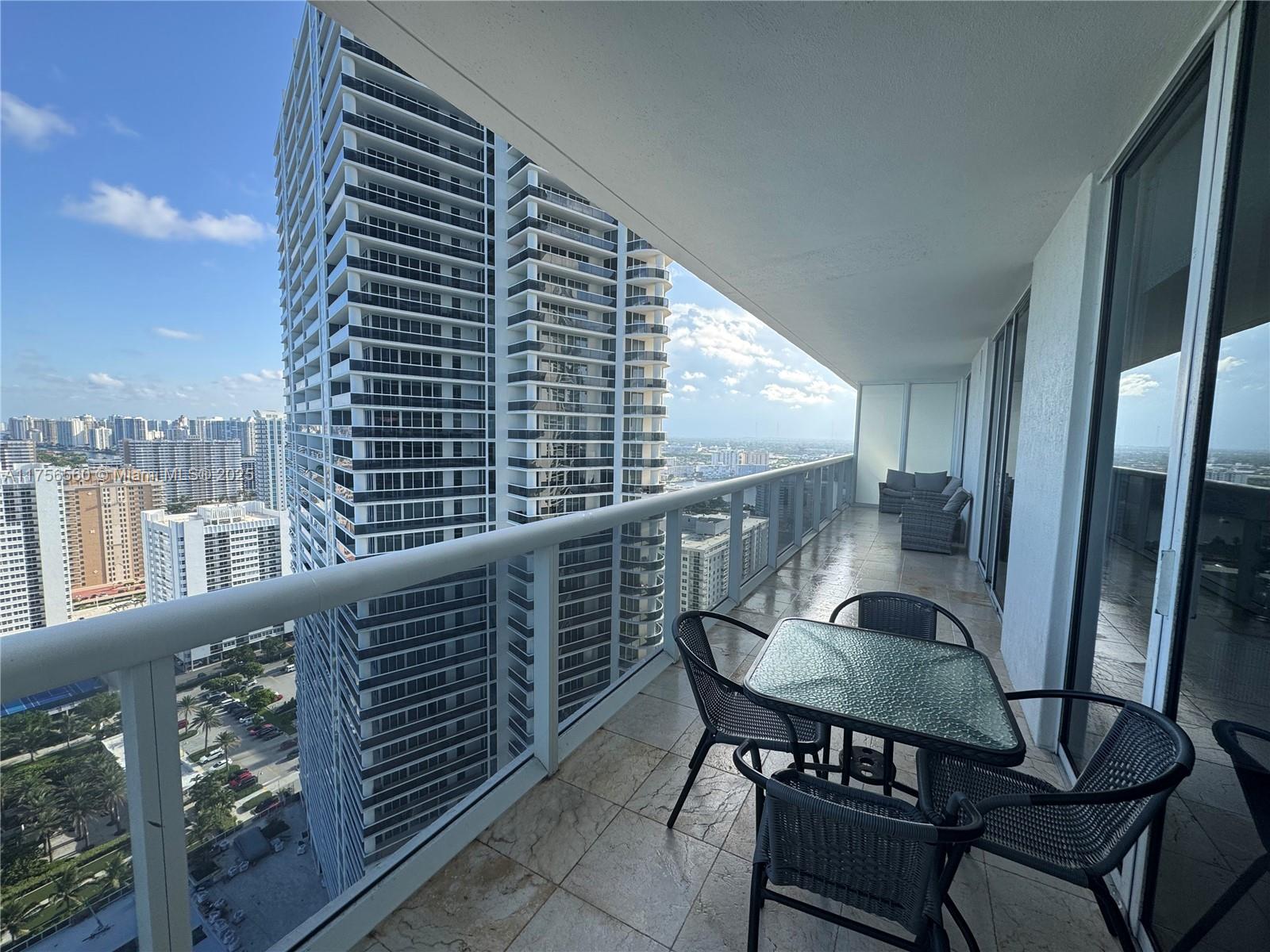 1830 S Ocean Dr # 3003