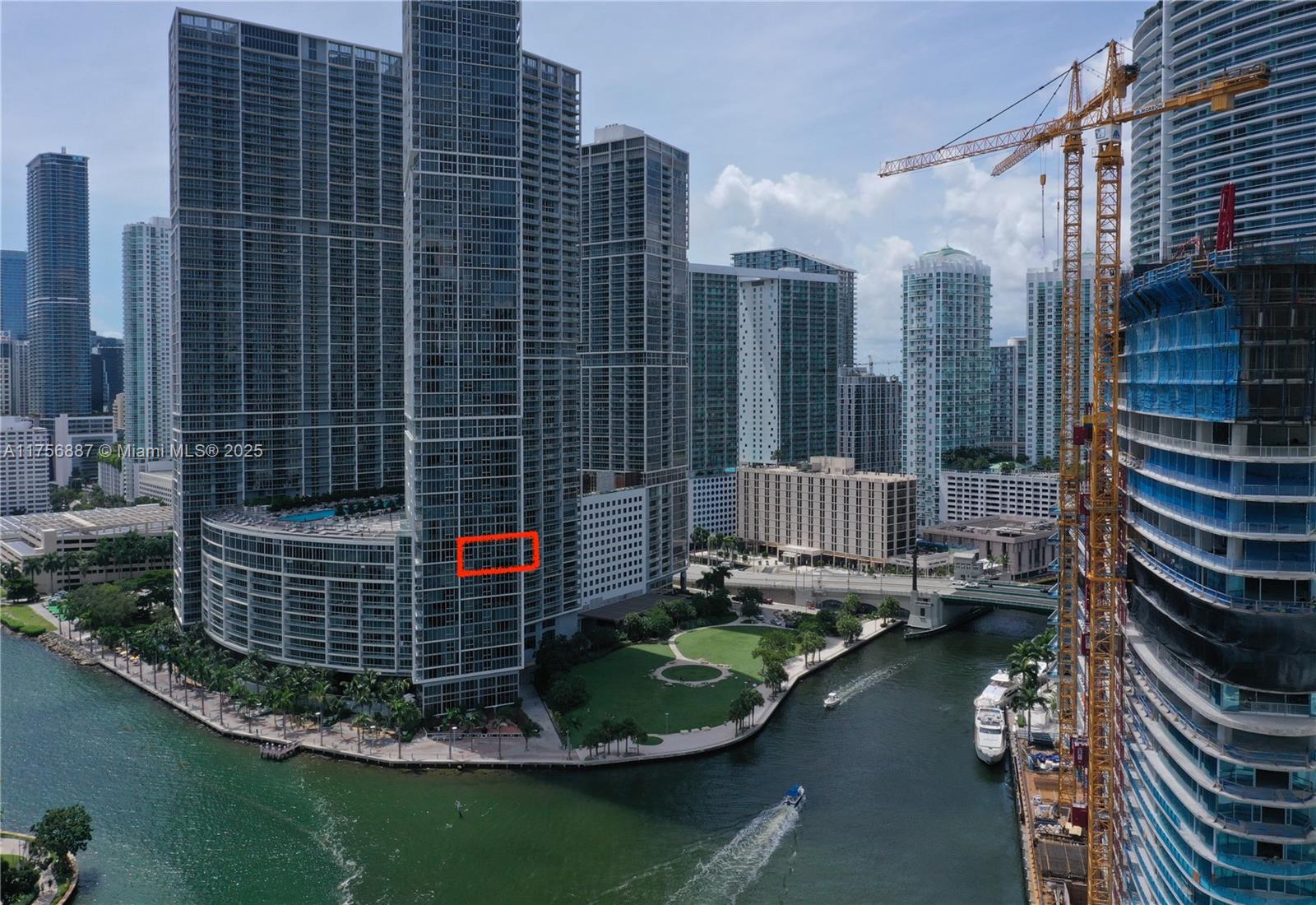 465 Brickell Ave # 1002
