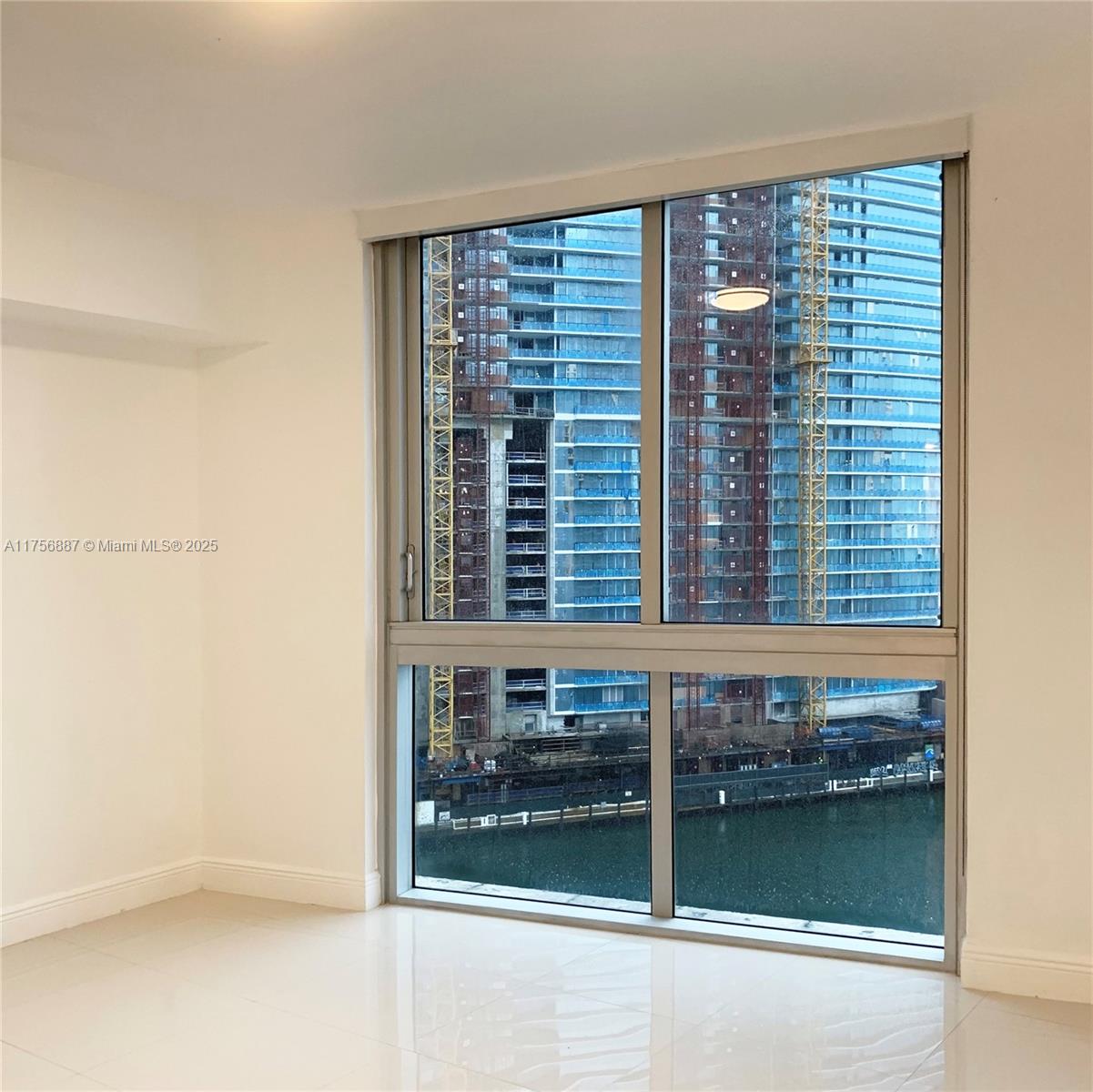 465 Brickell Ave # 1002