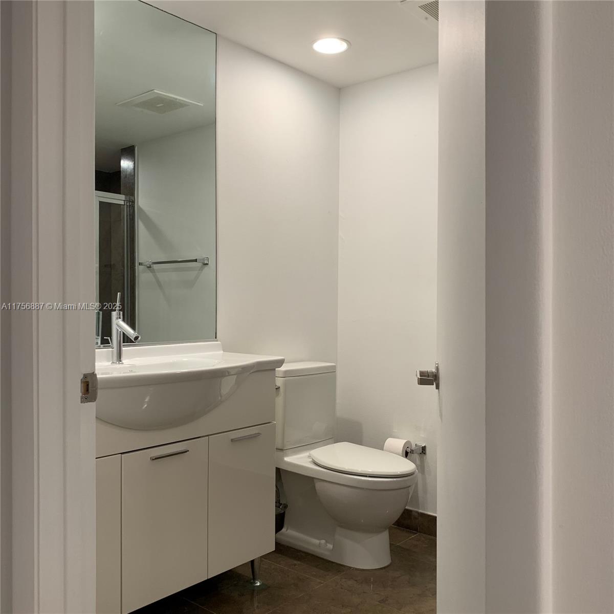 465 Brickell Ave # 1002