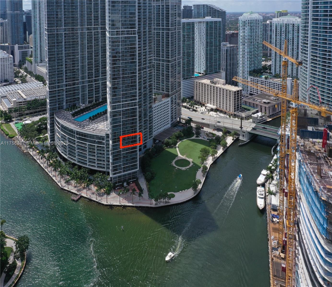 465 Brickell Ave # 1002