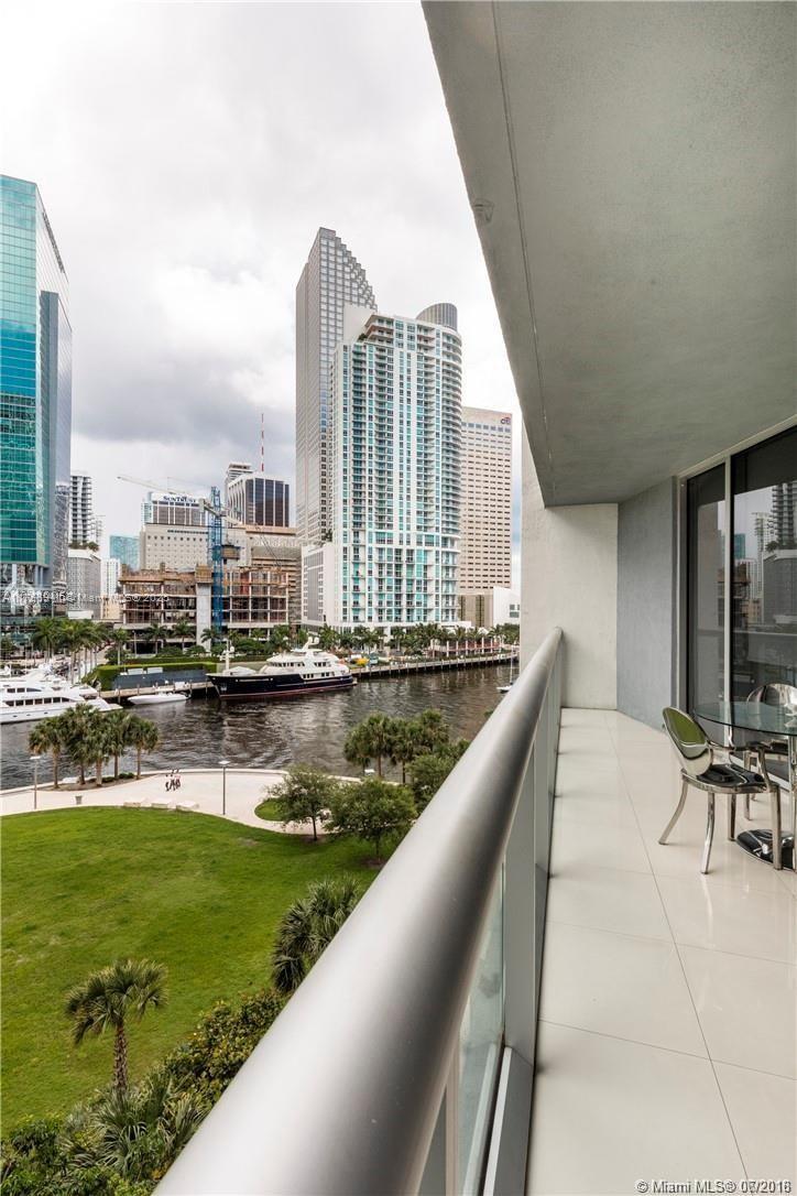 465 Brickell Ave # 604