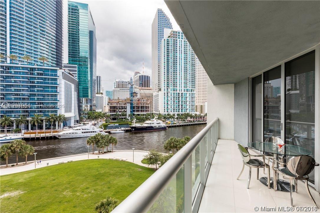 465 Brickell Ave # 604
