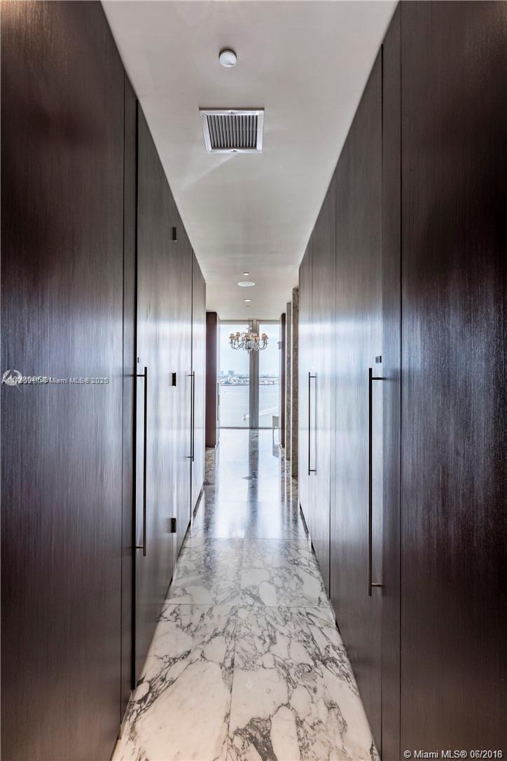 465 Brickell Ave # 604
