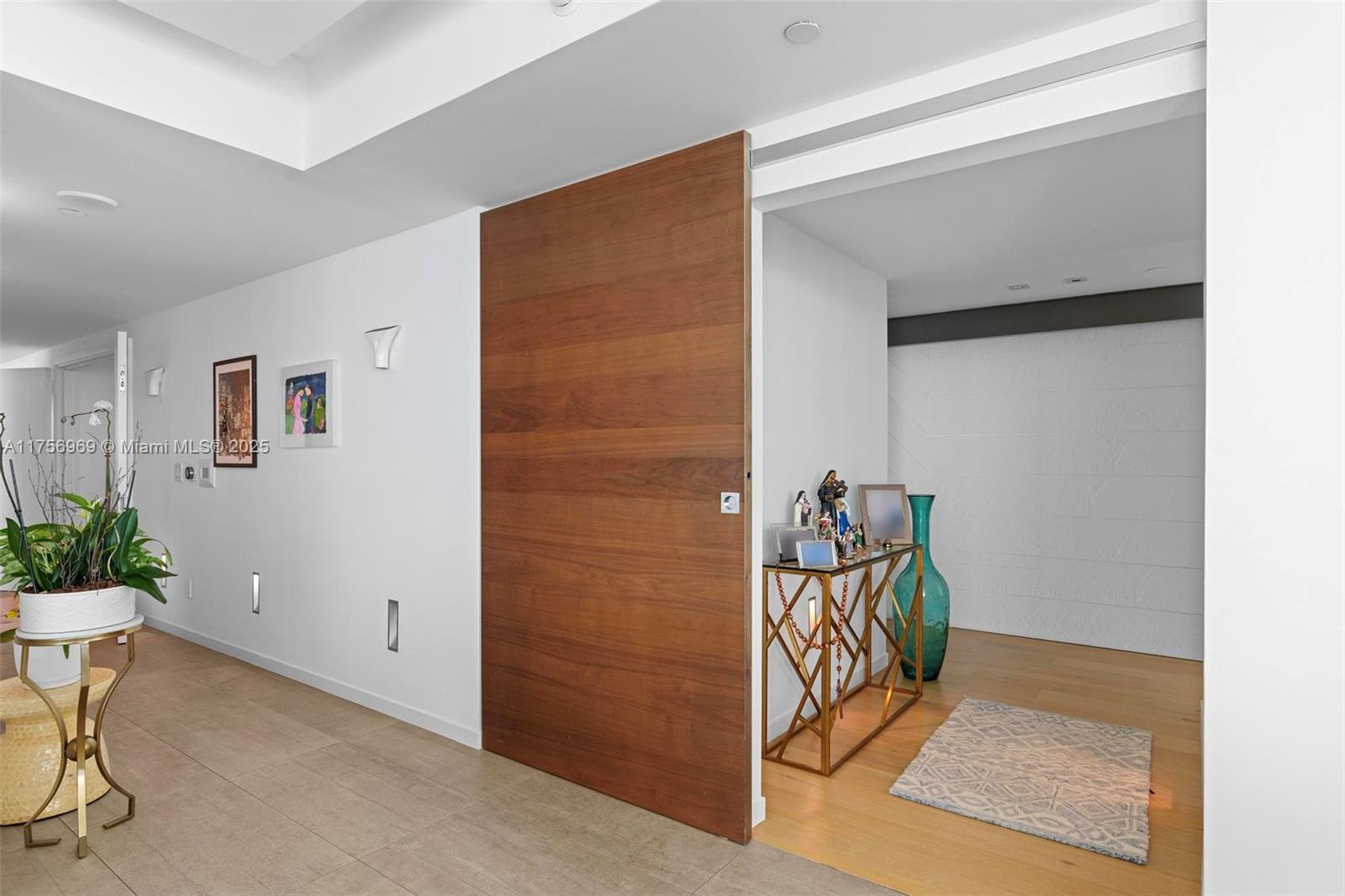 1331 Brickell Bay Dr # 4211