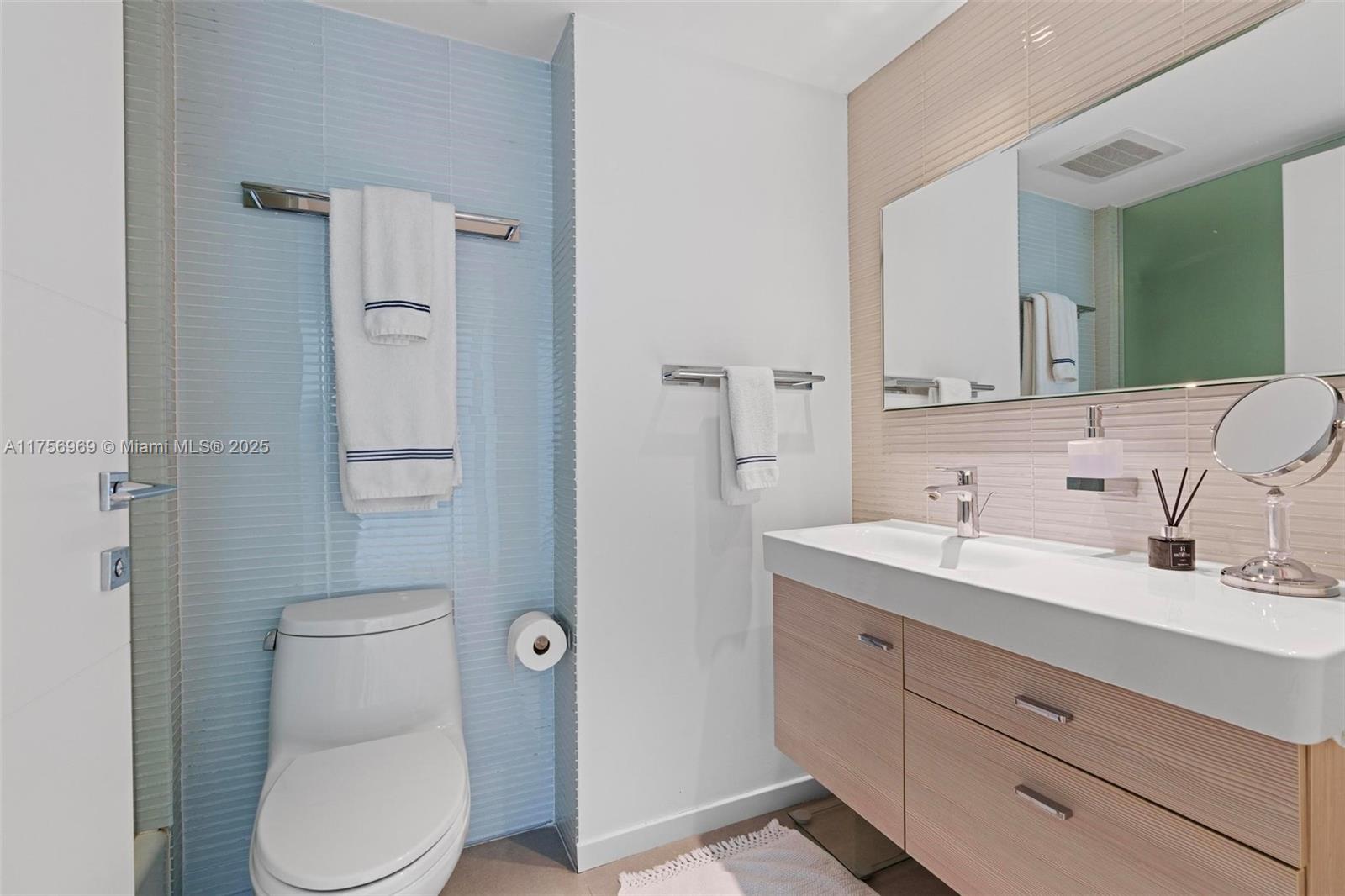 1331 Brickell Bay Dr # 4211