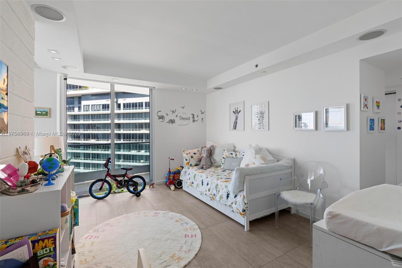 1331 Brickell Bay Dr # 4211