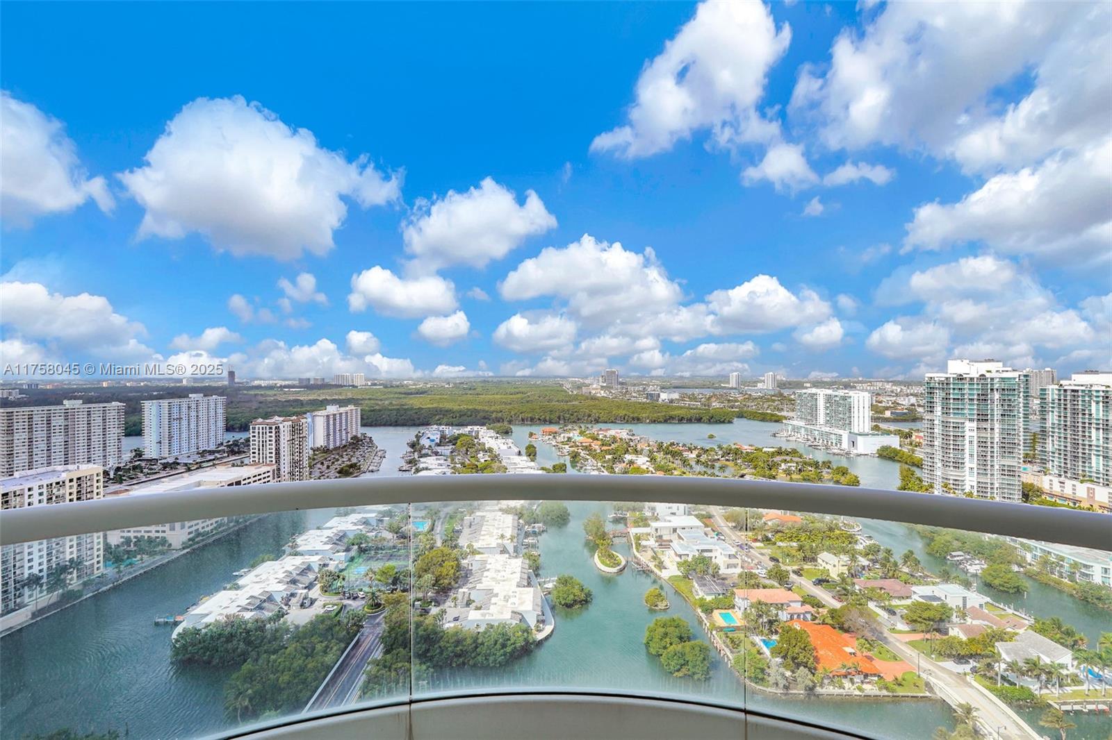 16047 Collins Ave Unit: PH3501