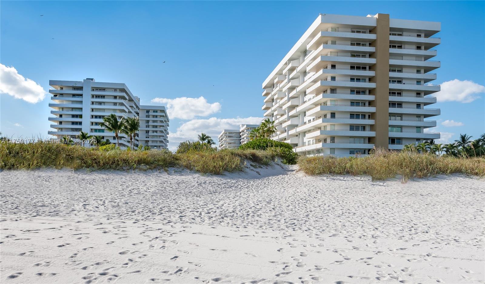 155 Ocean Lane Dr # 1113