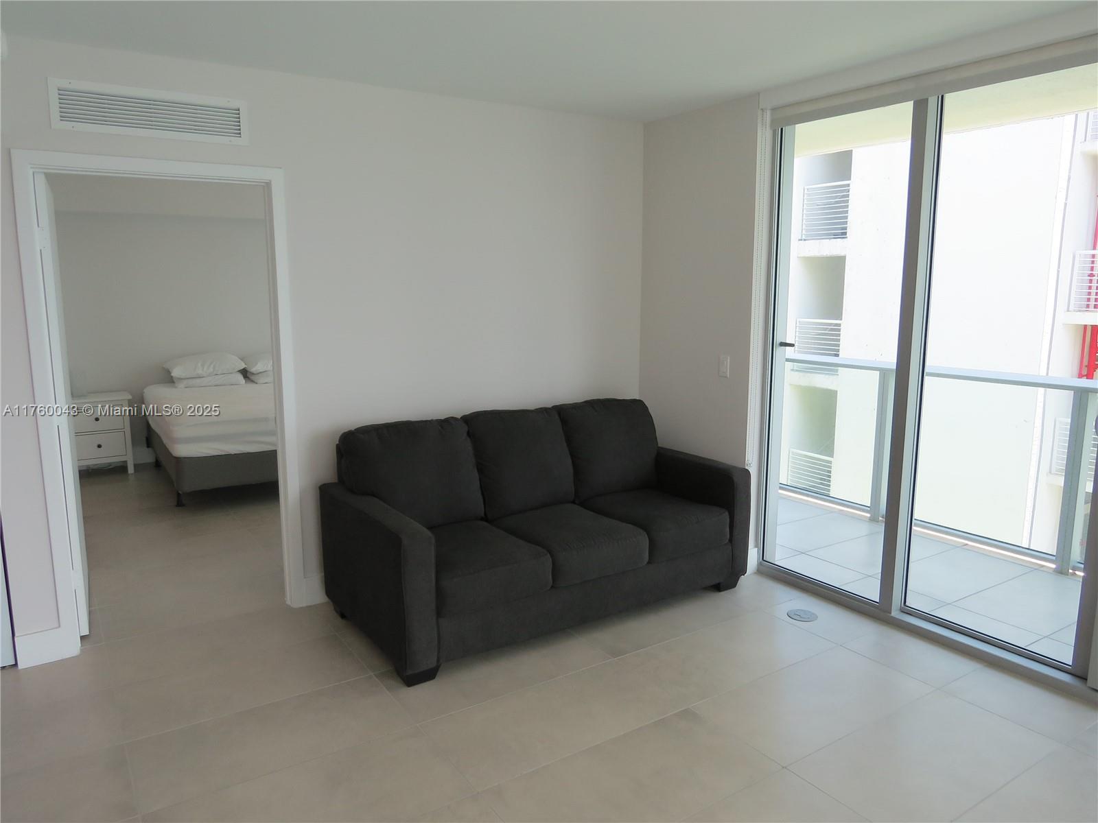 6620 Indian Creek Dr # 401