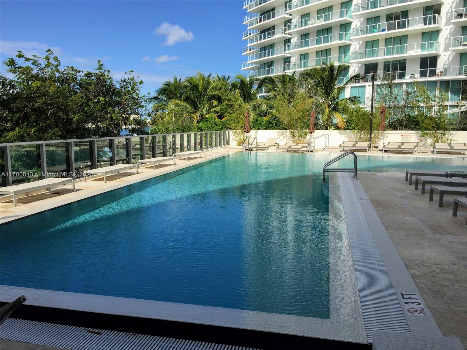 6620 Indian Creek Dr # 401