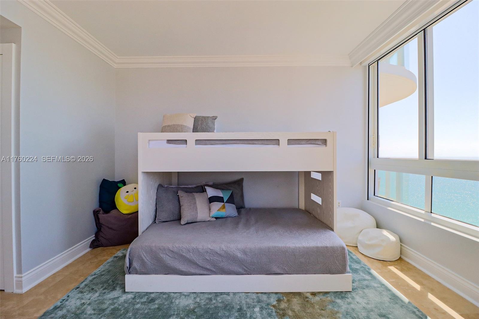 6365 Collins Ave # 1903