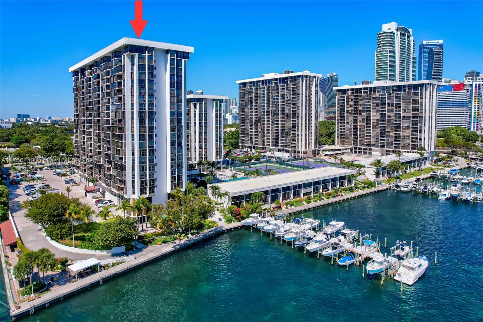 1925 Brickell Ave # D901
