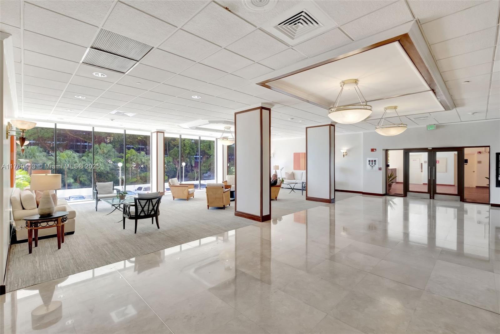 1925 Brickell Ave # D901