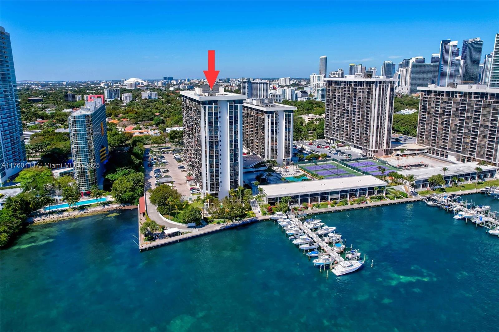 1925 Brickell Ave # D901