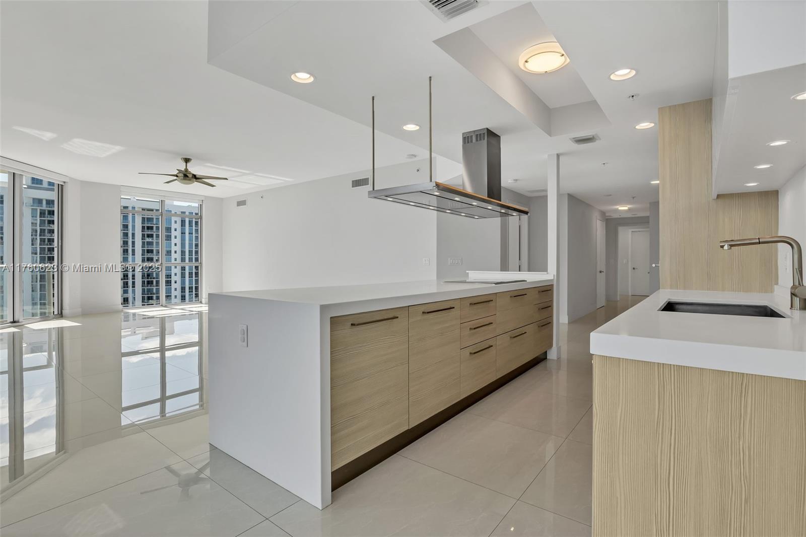 17301 Biscayne Blvd # 1709