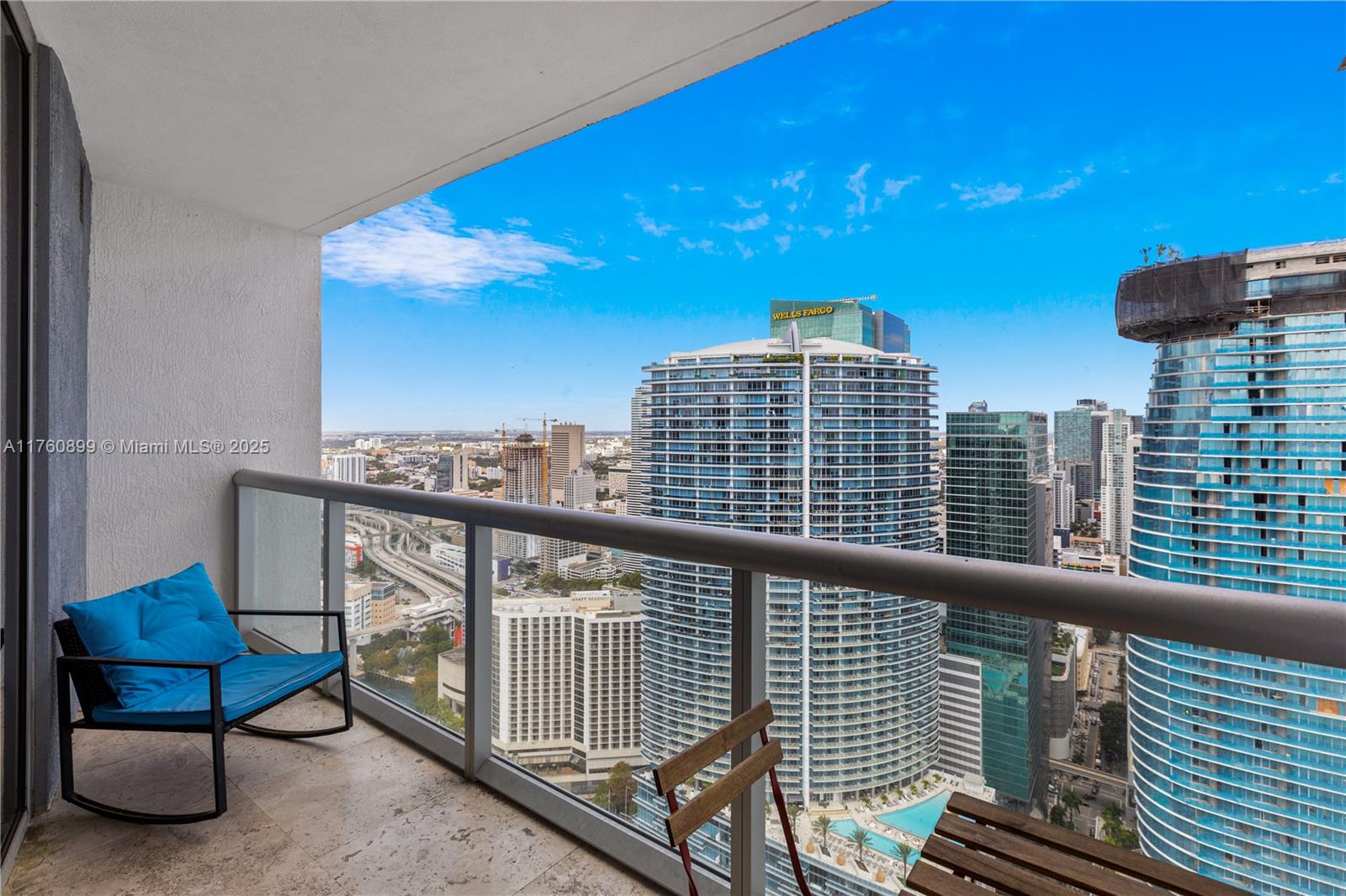 475 Brickell Ave # 4810