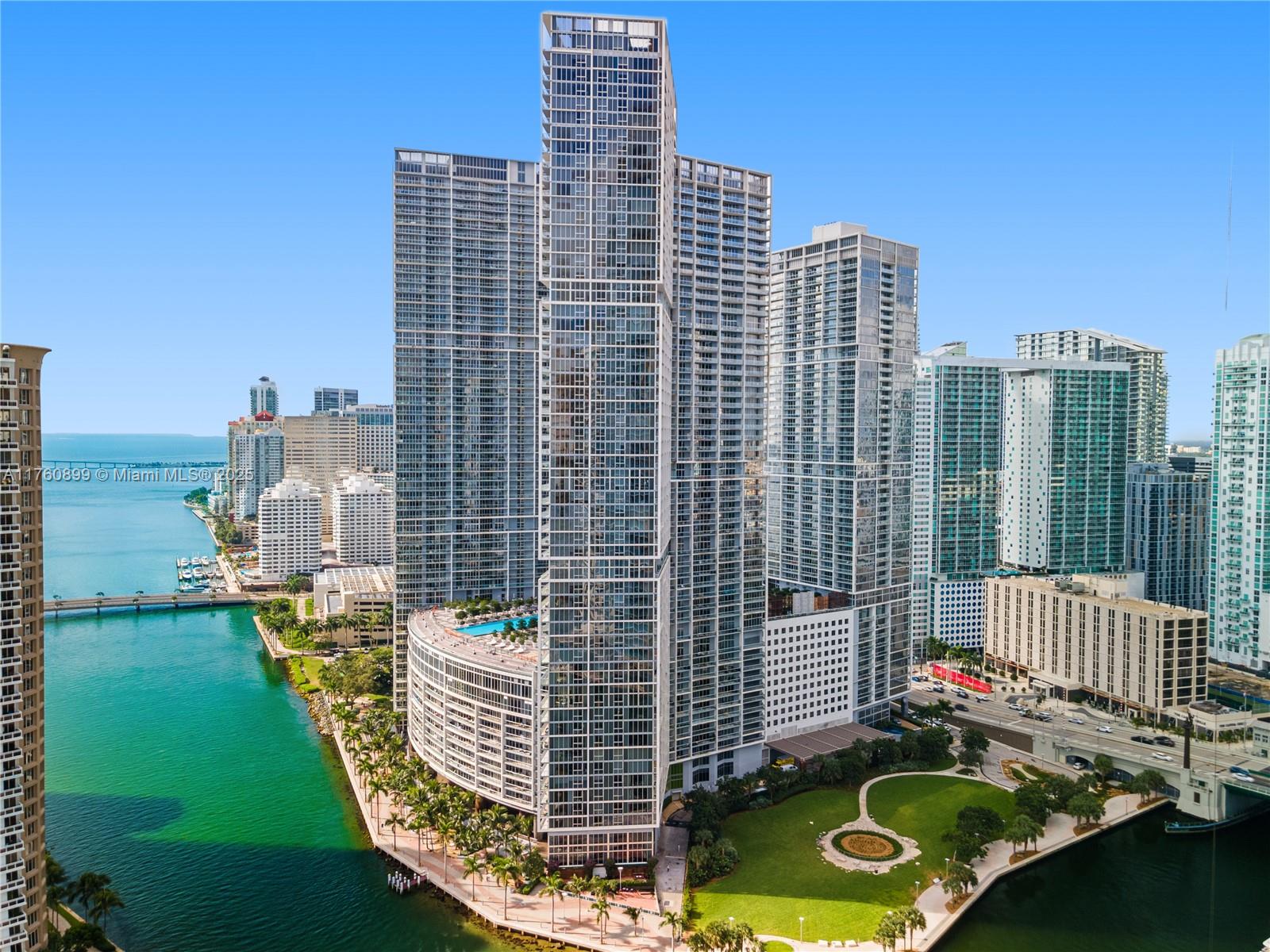 475 Brickell Ave # 4810