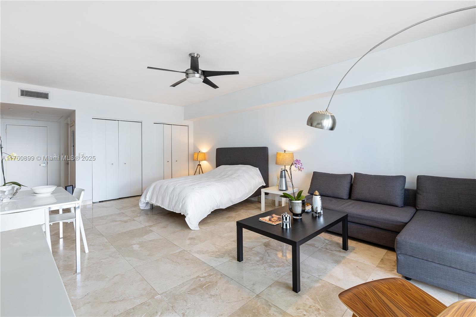 475 Brickell Ave # 4810