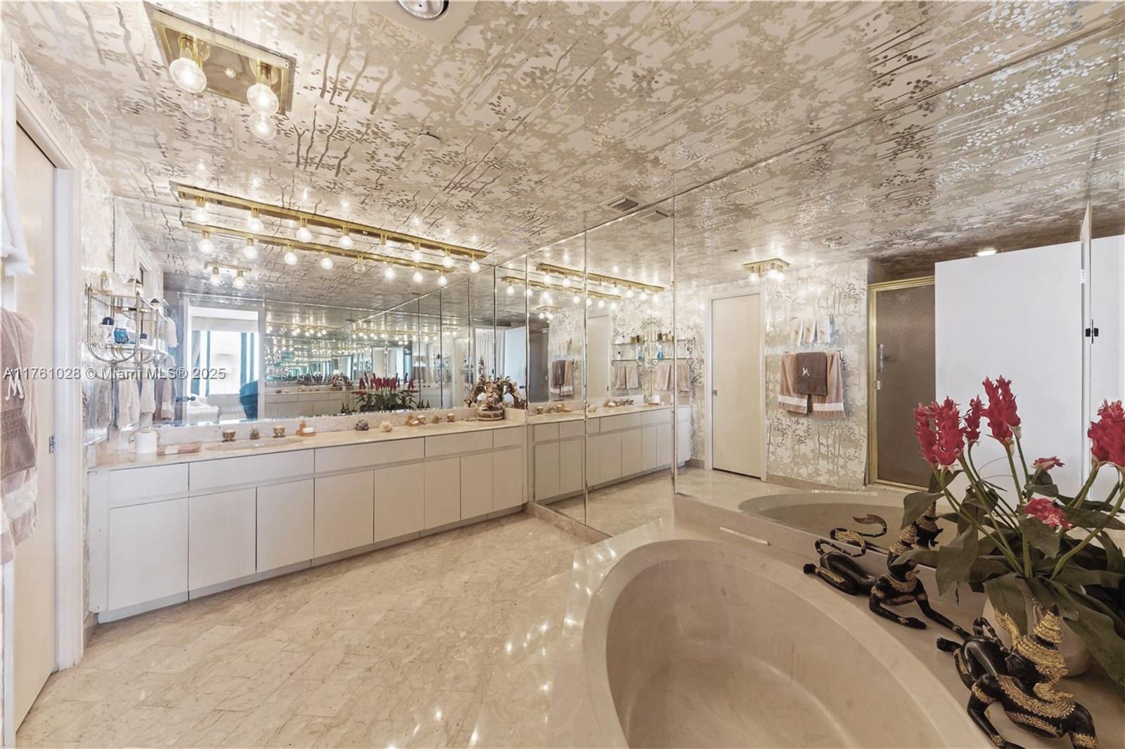 11113 Biscayne Blvd # 757