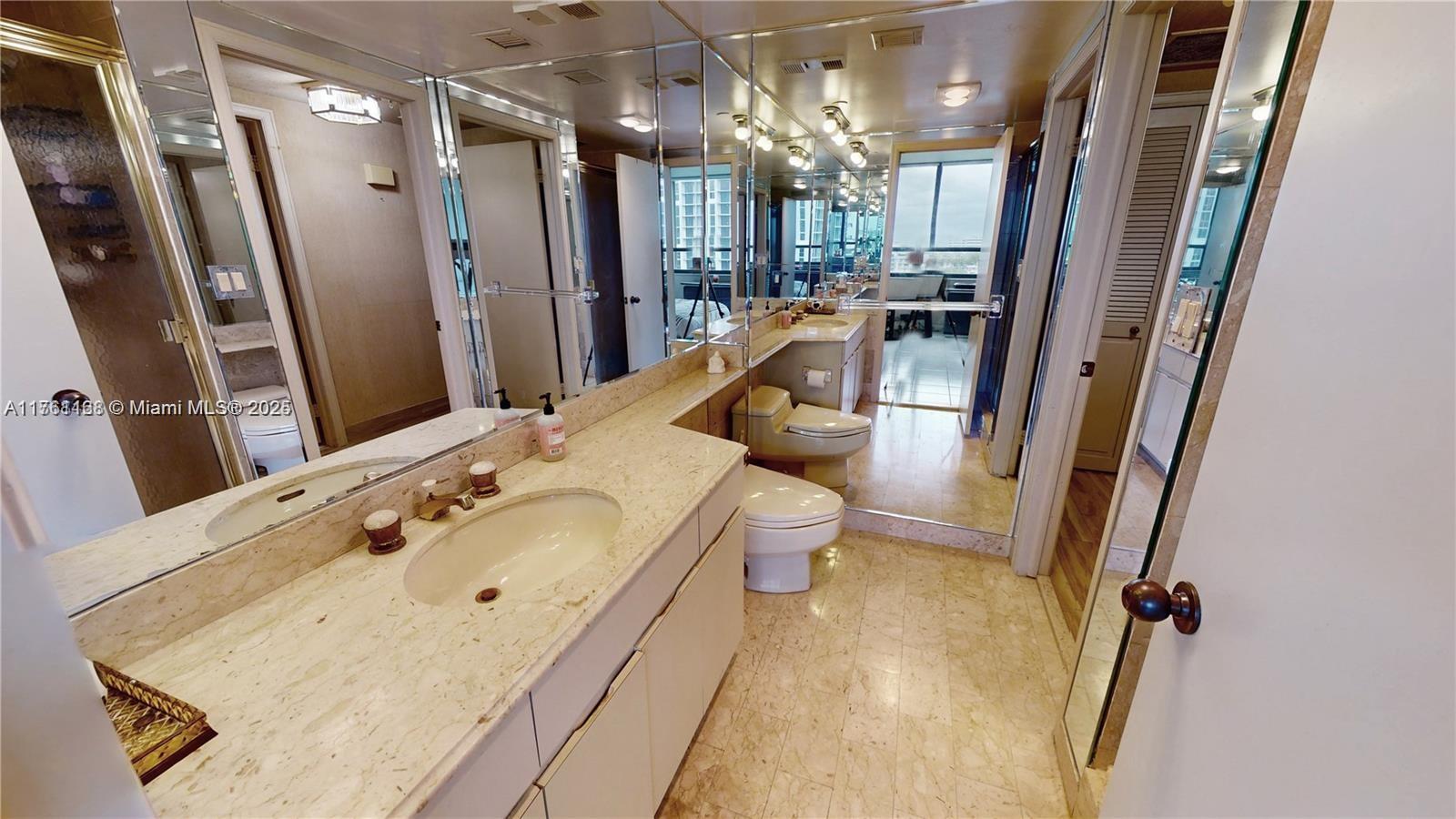 11113 Biscayne Blvd # 756