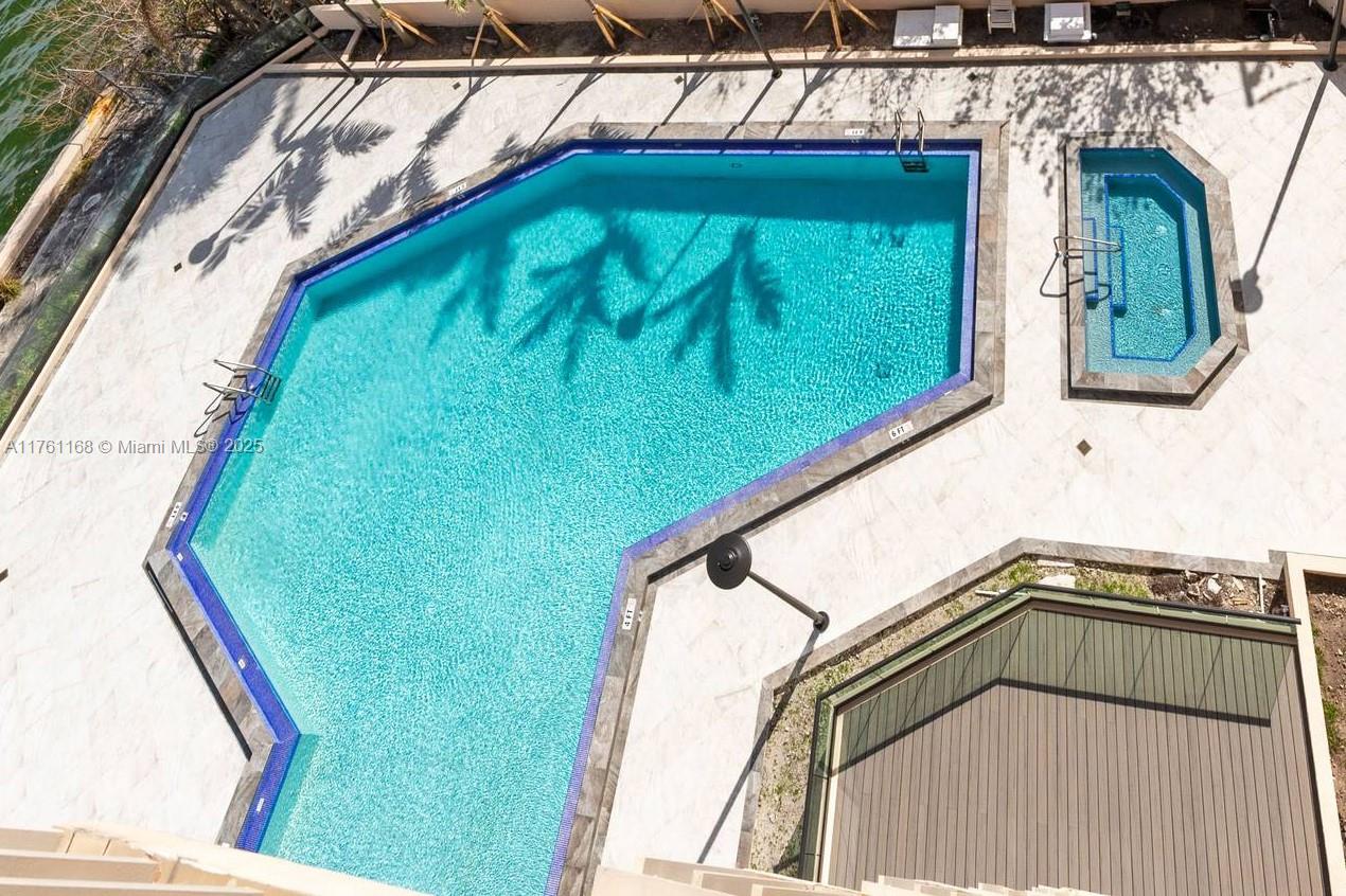 11113 Biscayne Blvd # 756