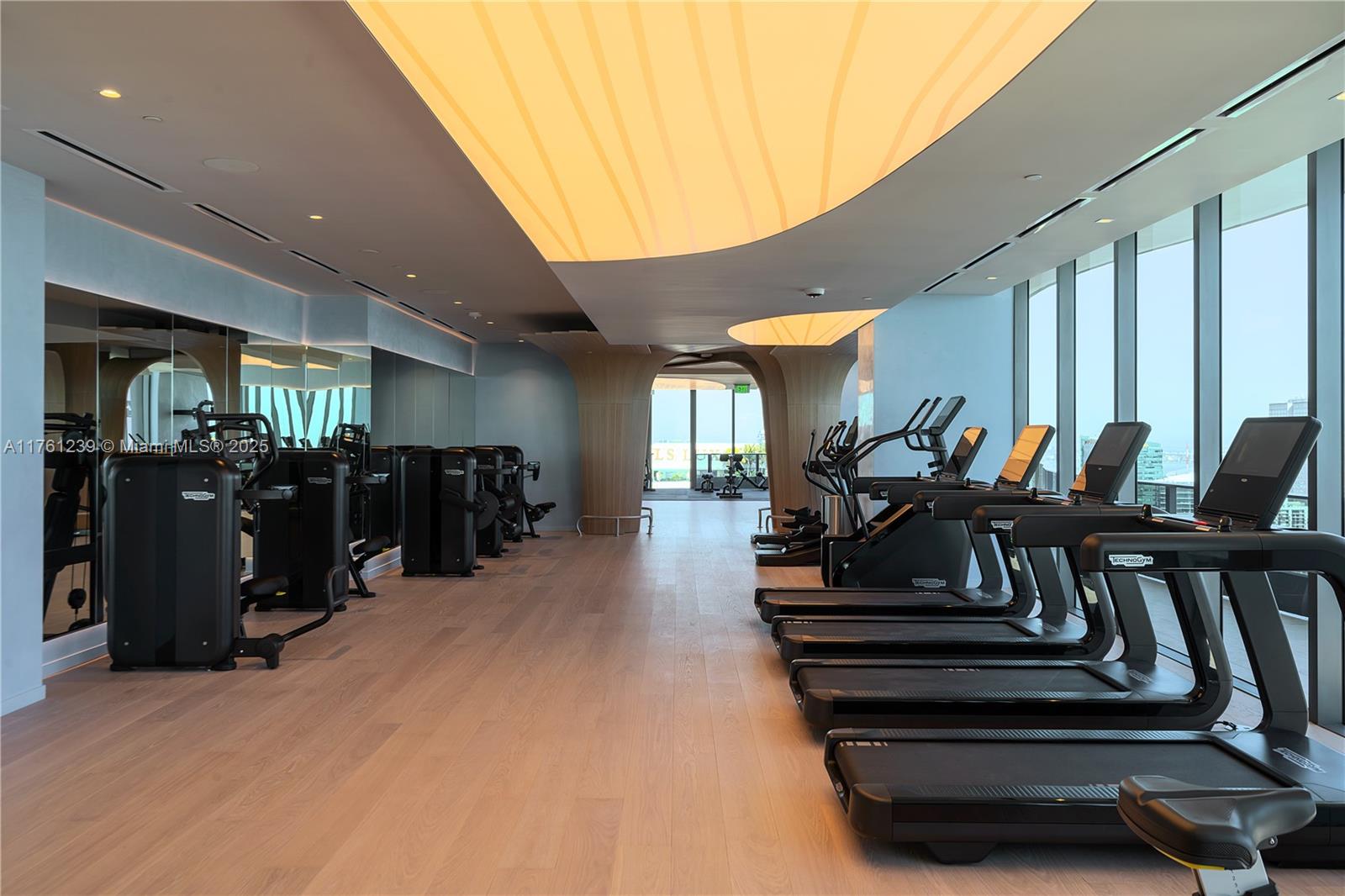 1000 Brickell Plz # 2415