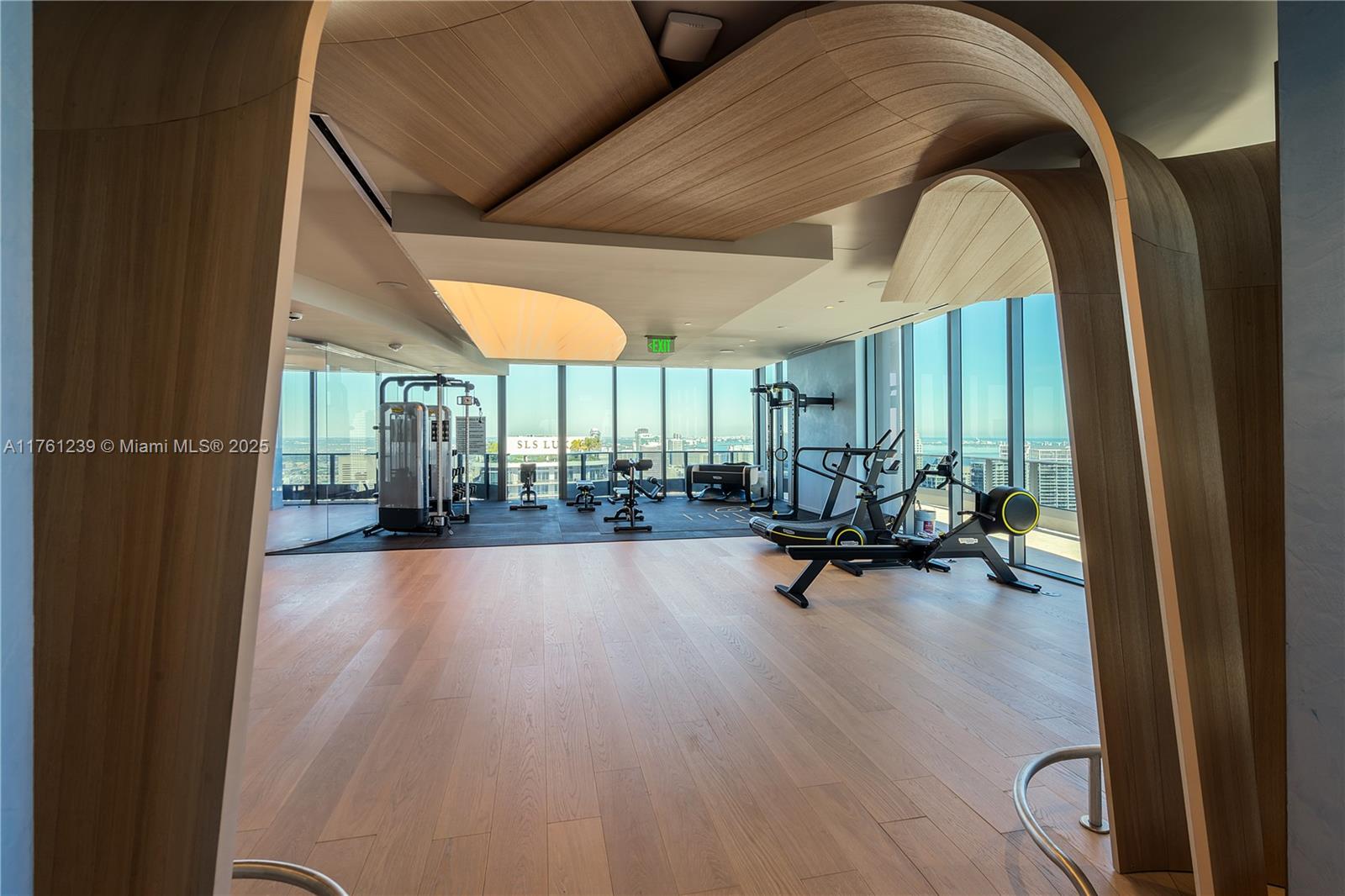 1000 Brickell Plz # 2415