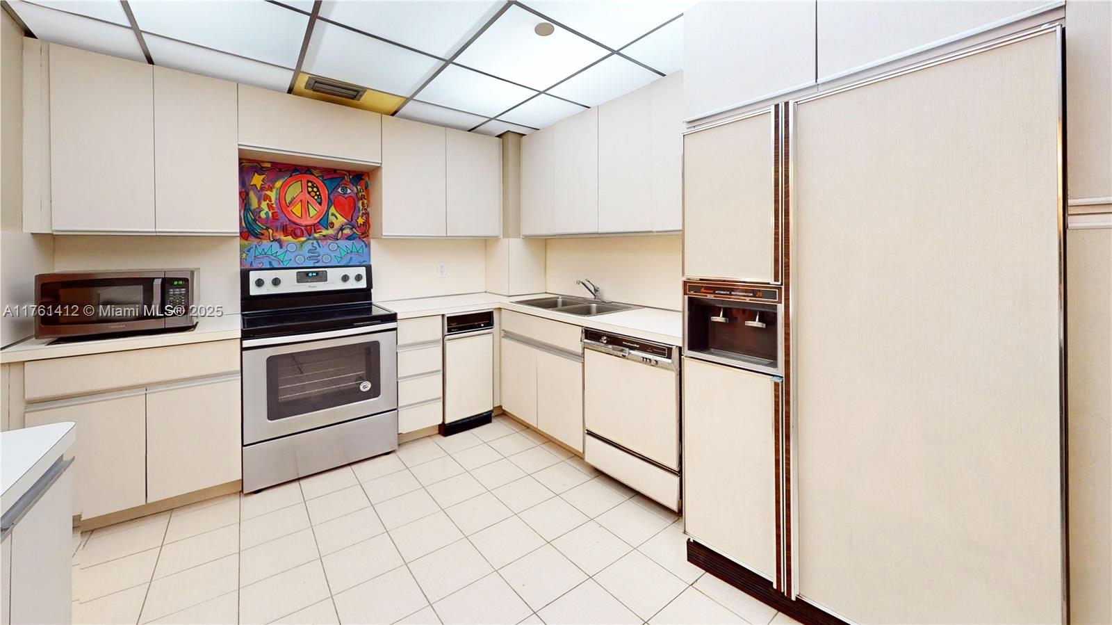 11113 Biscayne Blvd # 756