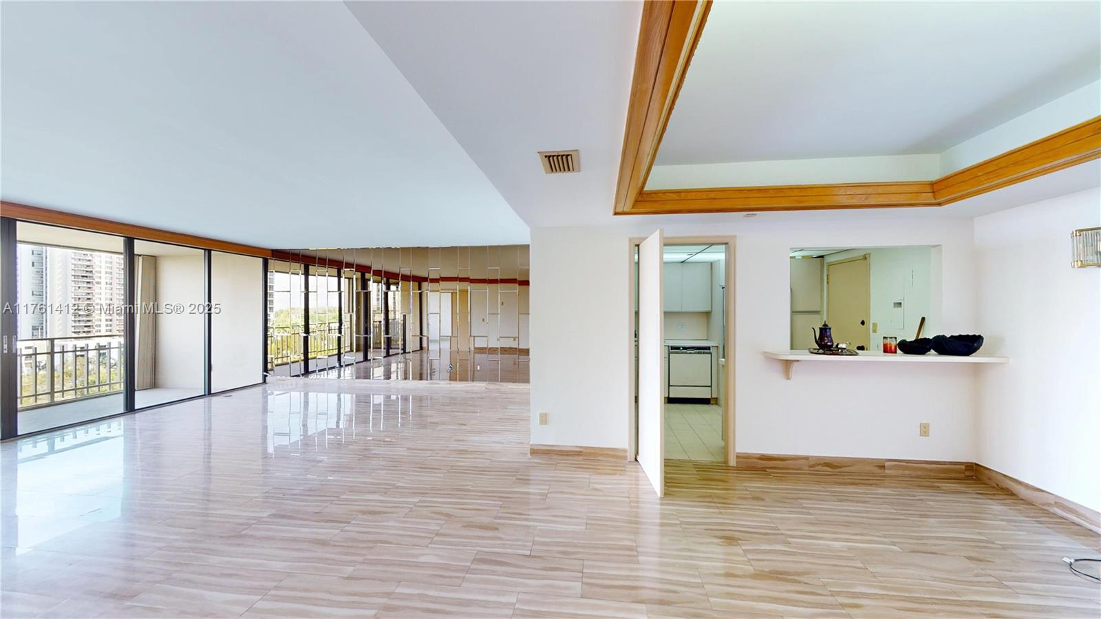 11113 Biscayne Blvd # 756