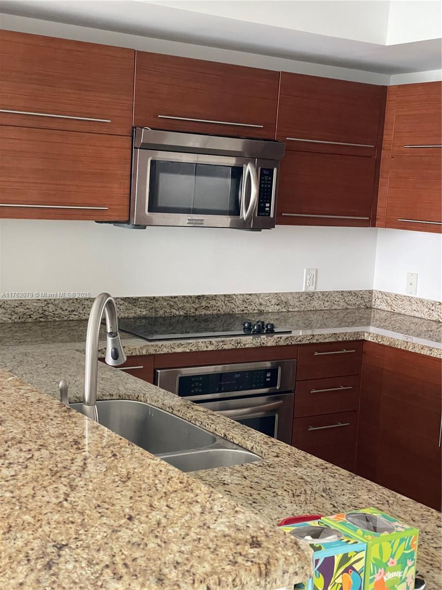 2681 N Flamingo Rd # 1004S