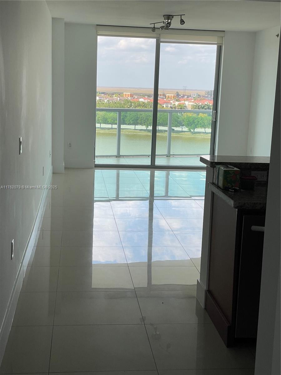 2681 N Flamingo Rd # 1004S