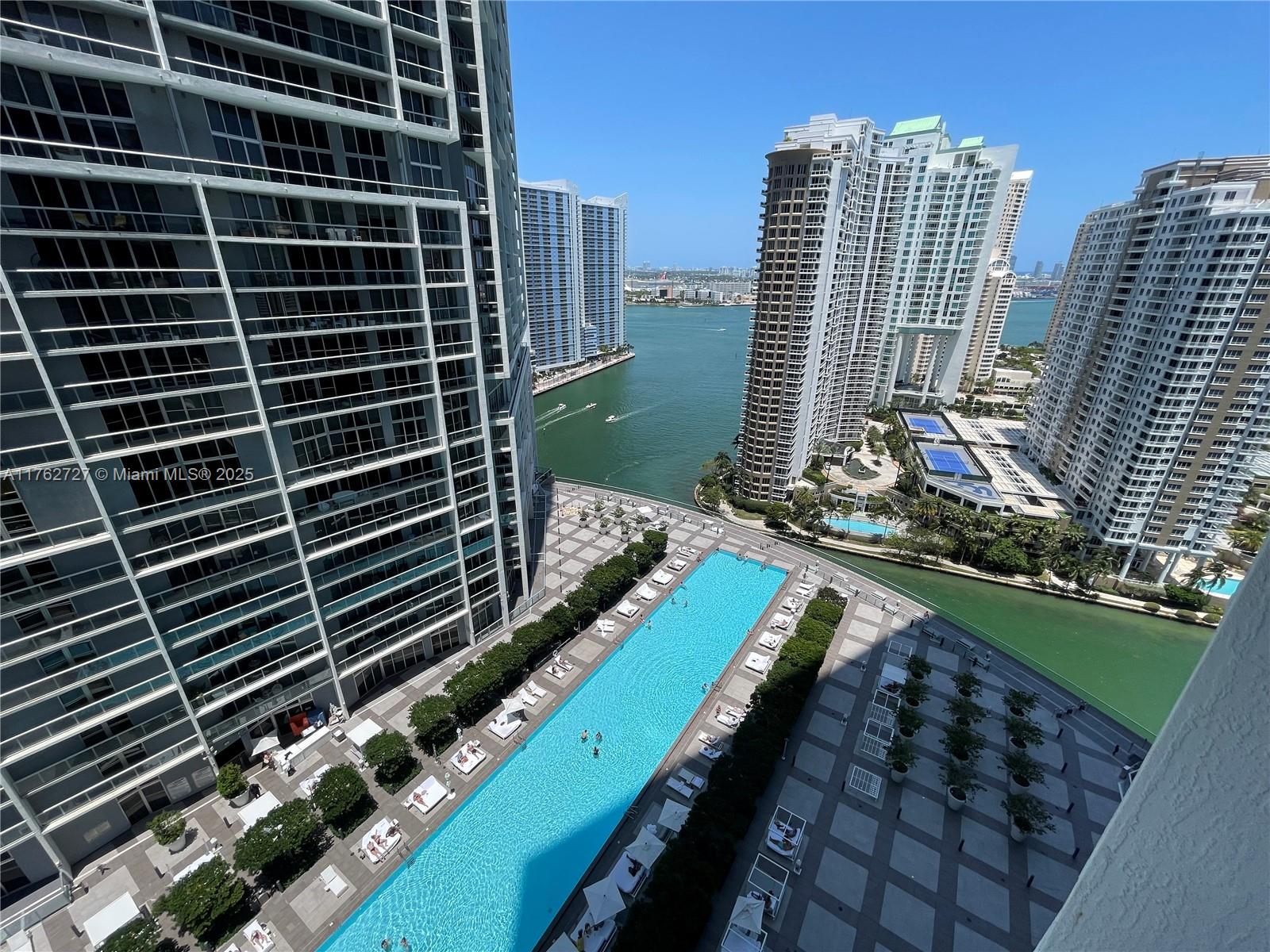 495 Brickell Ave # 2610