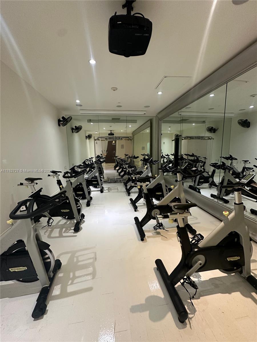 495 Brickell Ave # 2610