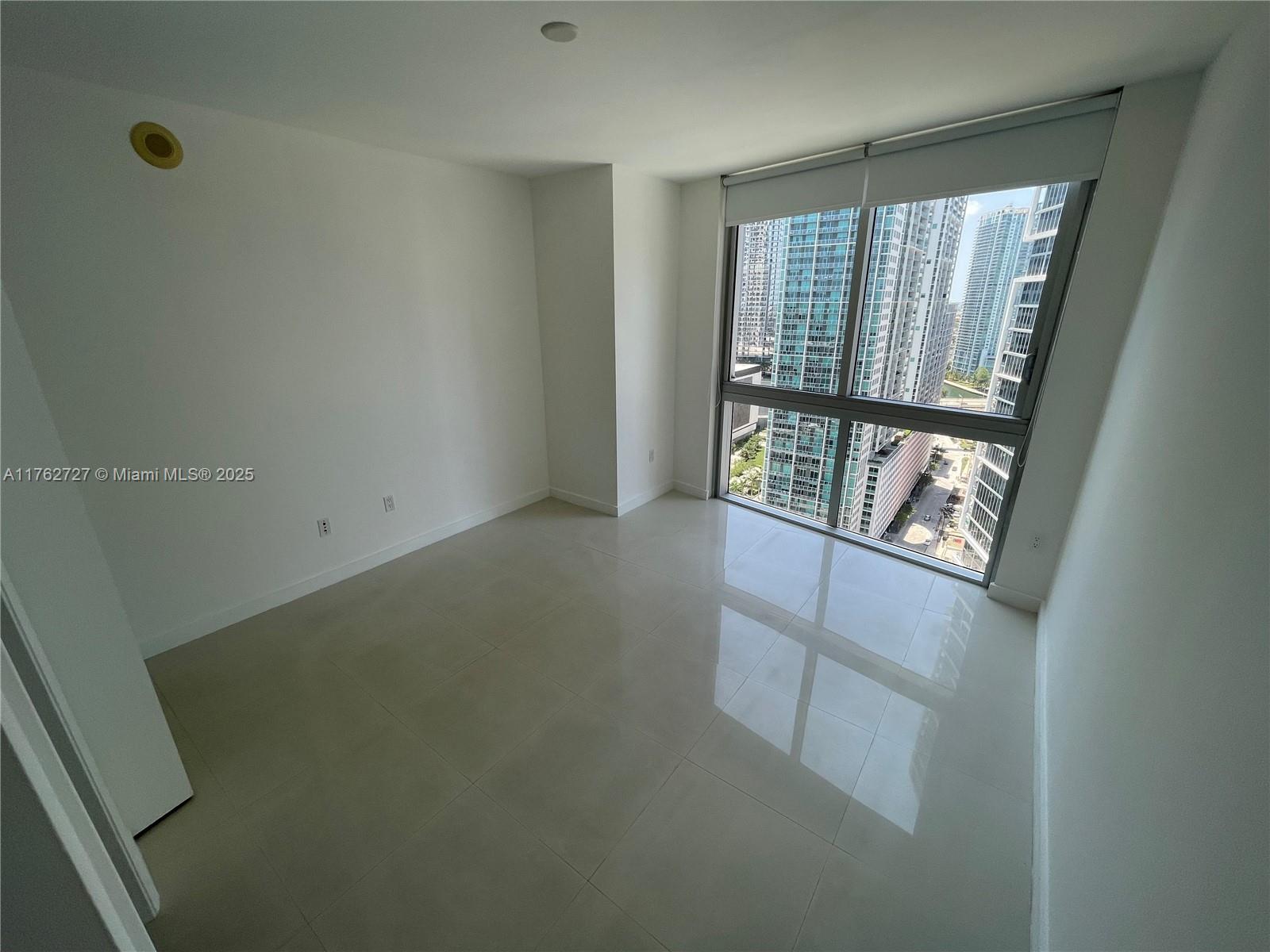495 Brickell Ave # 2610