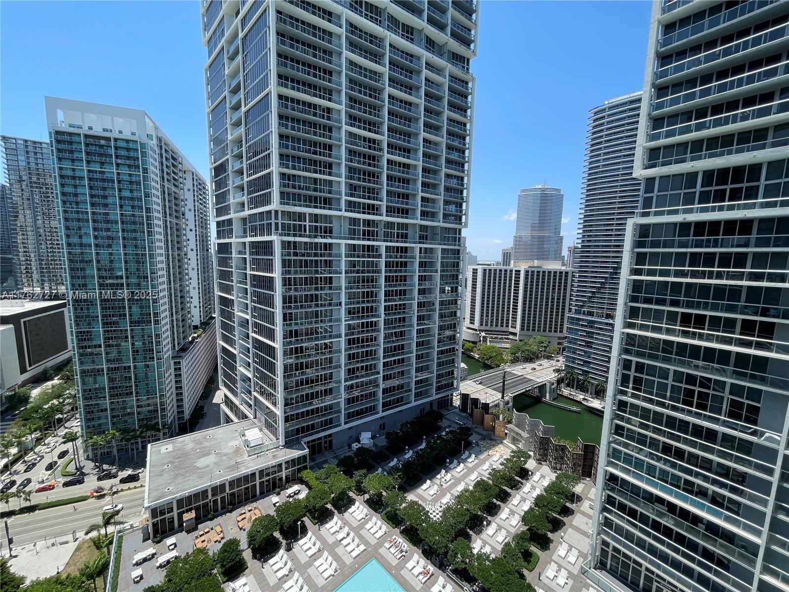 495 Brickell Ave # 2610