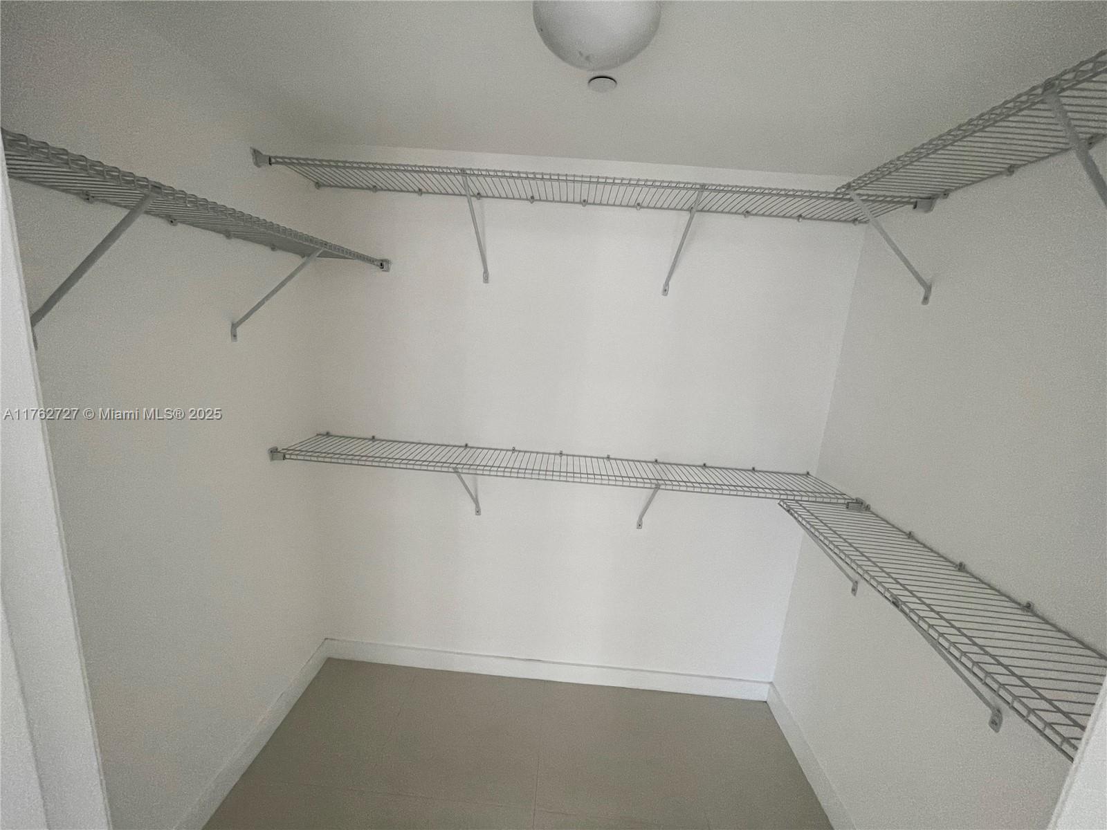 495 Brickell Ave # 2610