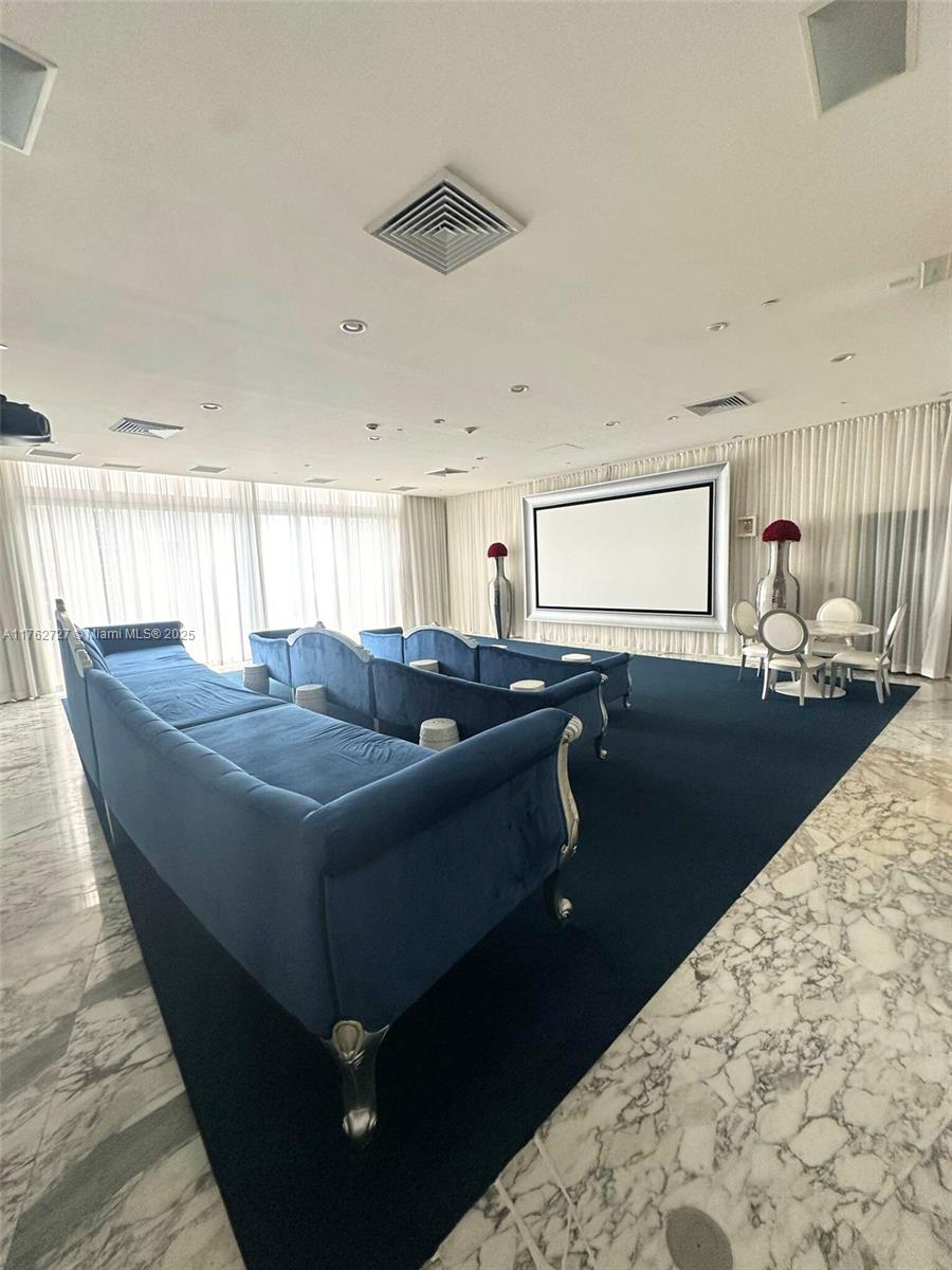 495 Brickell Ave # 2610