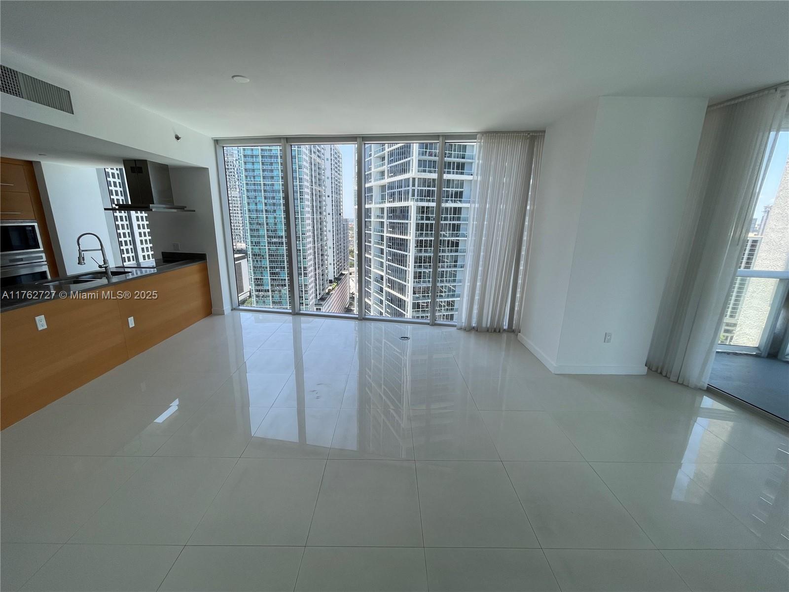 495 Brickell Ave # 2610