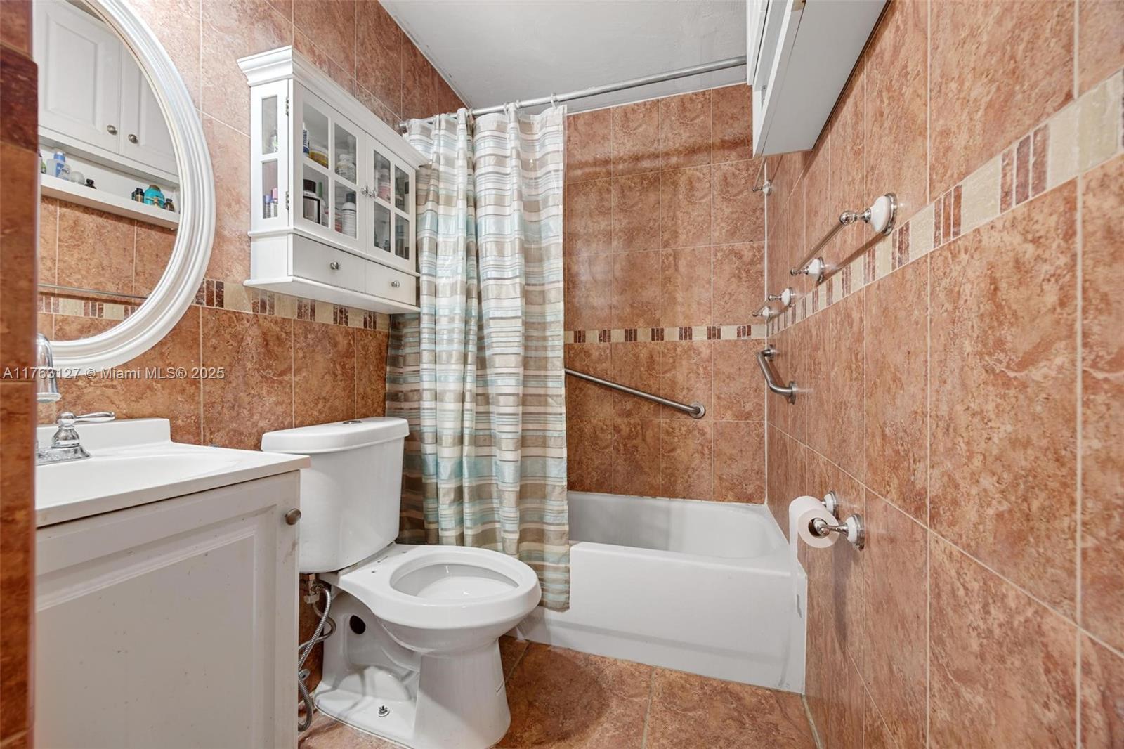 2427 W 52nd Pl # 1 Unit: 5-1