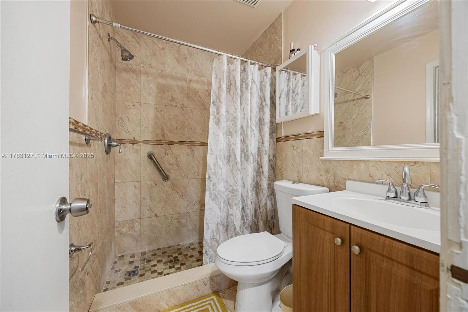 2427 W 52nd Pl # 1 Unit: 5-1