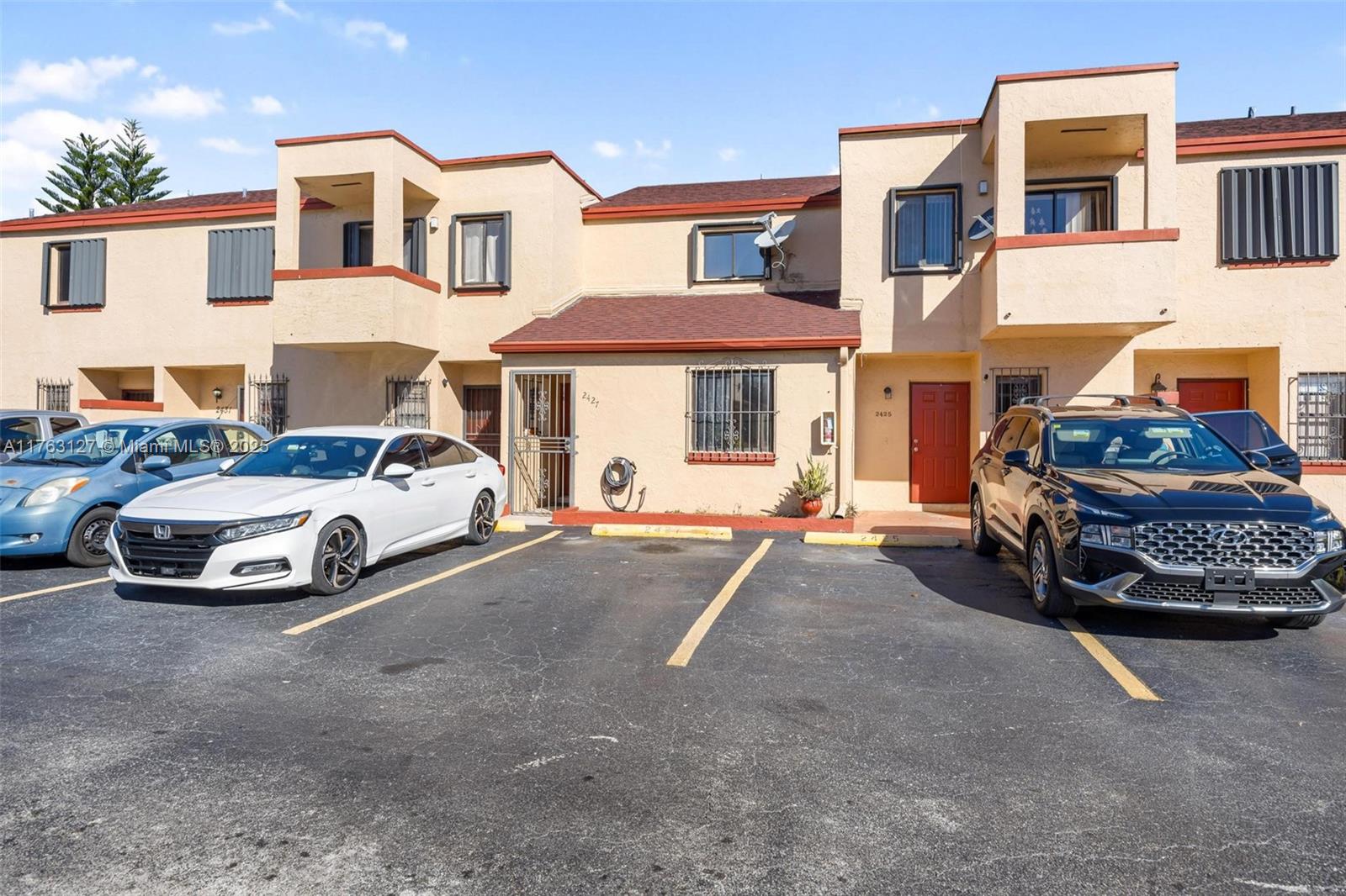 2427 W 52nd Pl # 1 Unit: 5-1