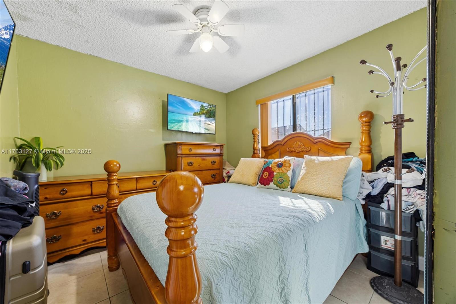 2427 W 52nd Pl # 1 Unit: 5-1