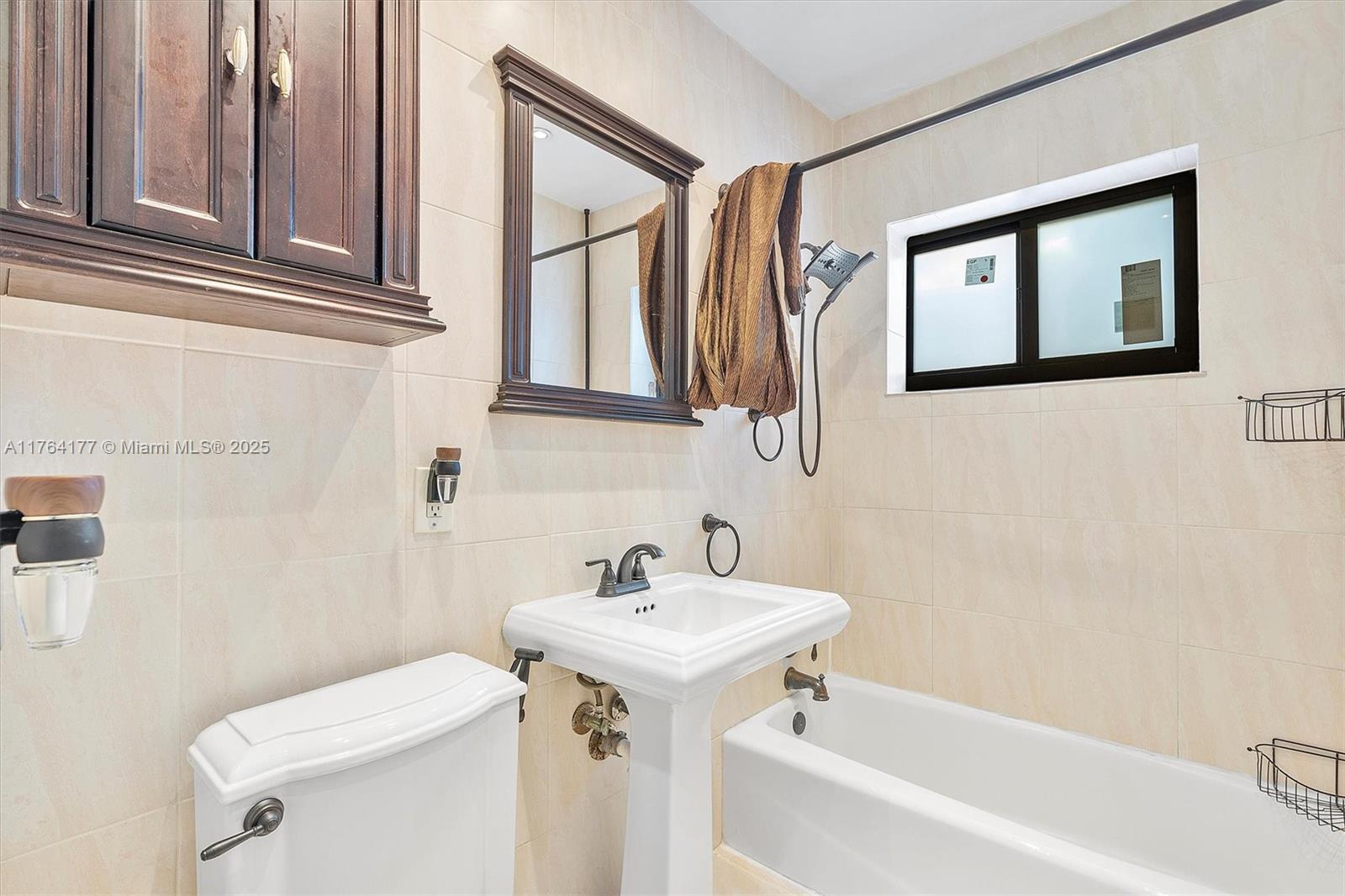85 NE 171st Ter
