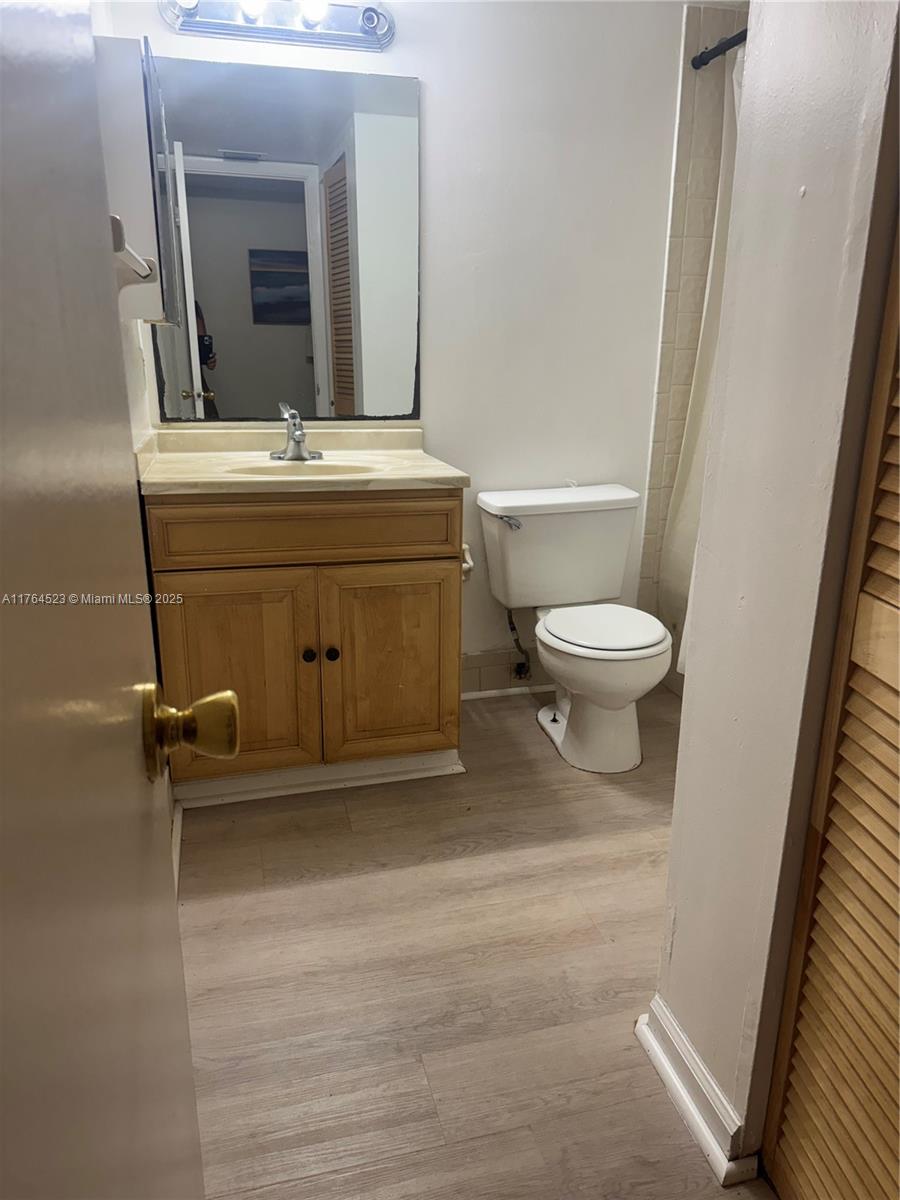 3502 NW 114th Ln # 6 Unit: 1-6