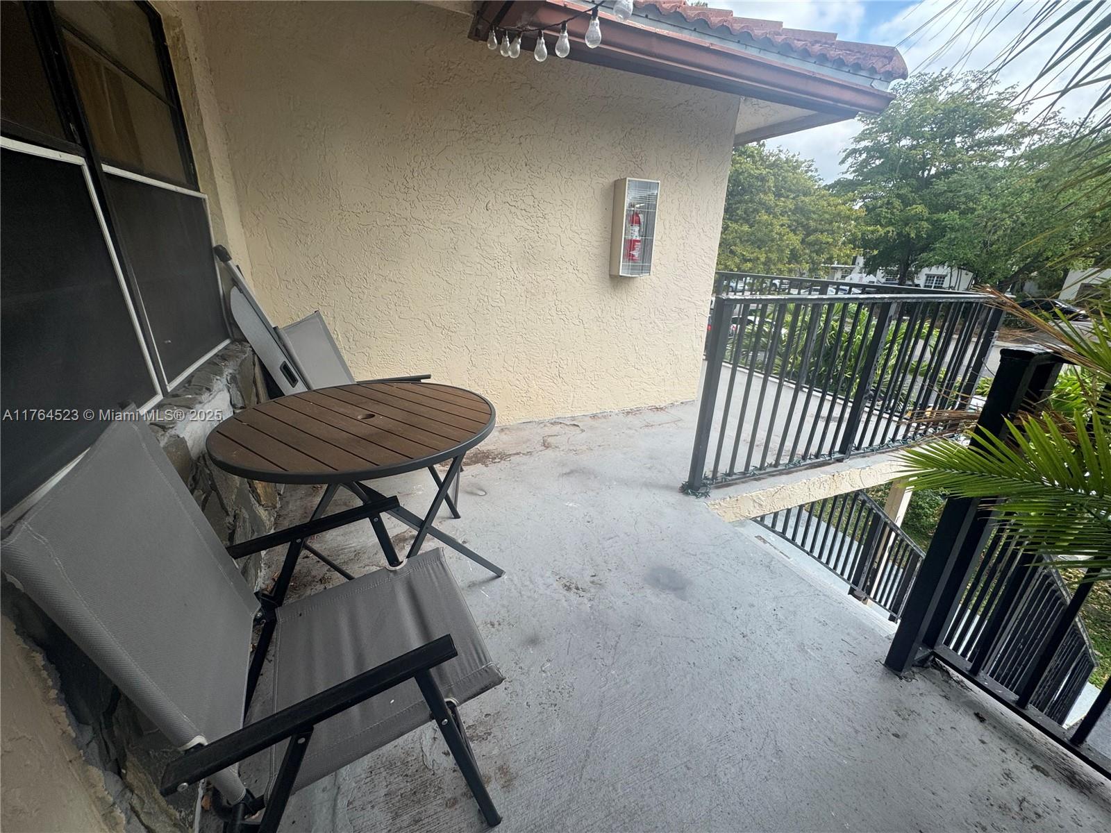 3502 NW 114th Ln # 6 Unit: 1-6