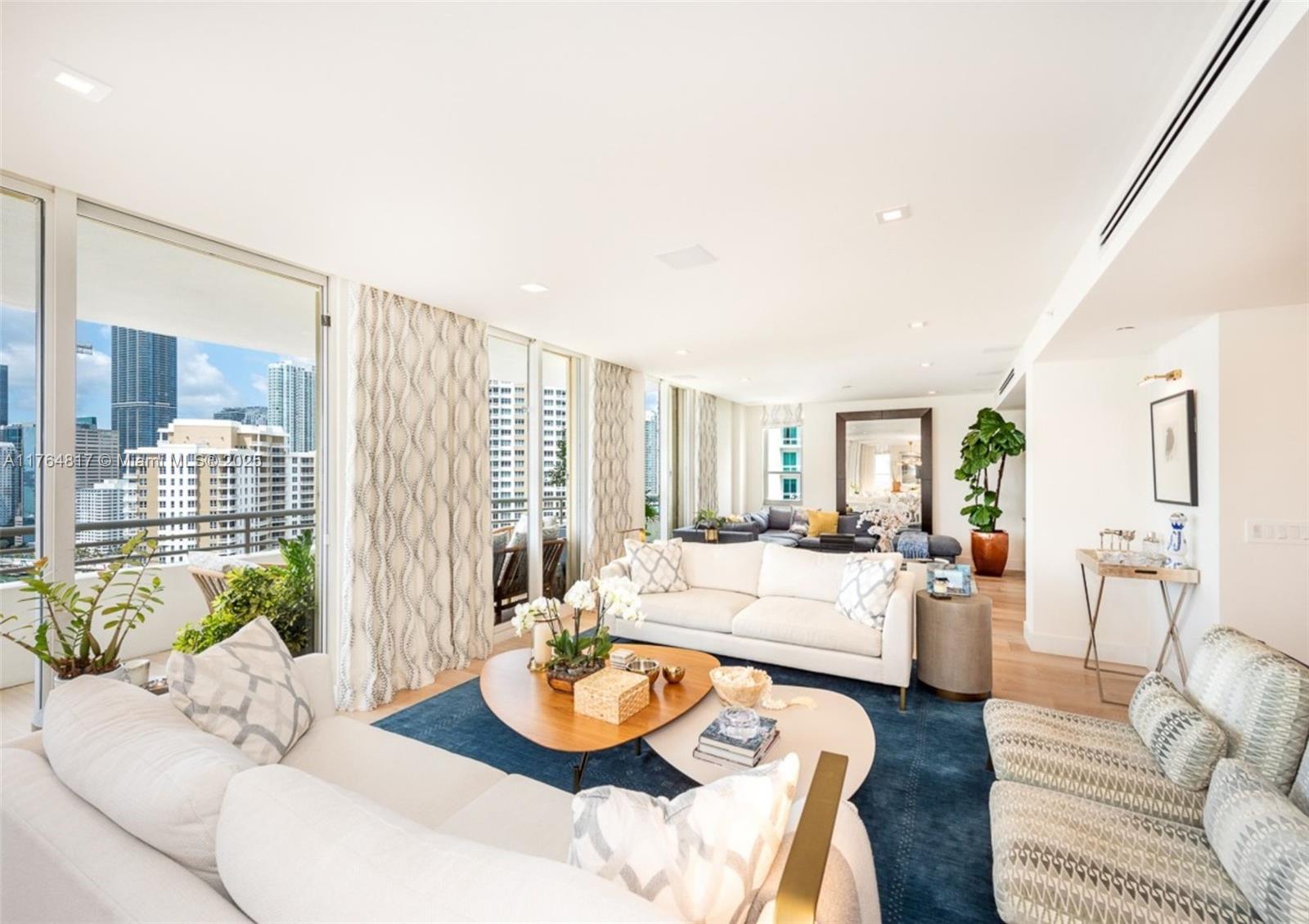 888 Brickell Key Dr # 2501
