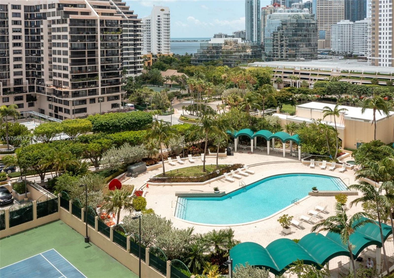 888 Brickell Key Dr # 2501
